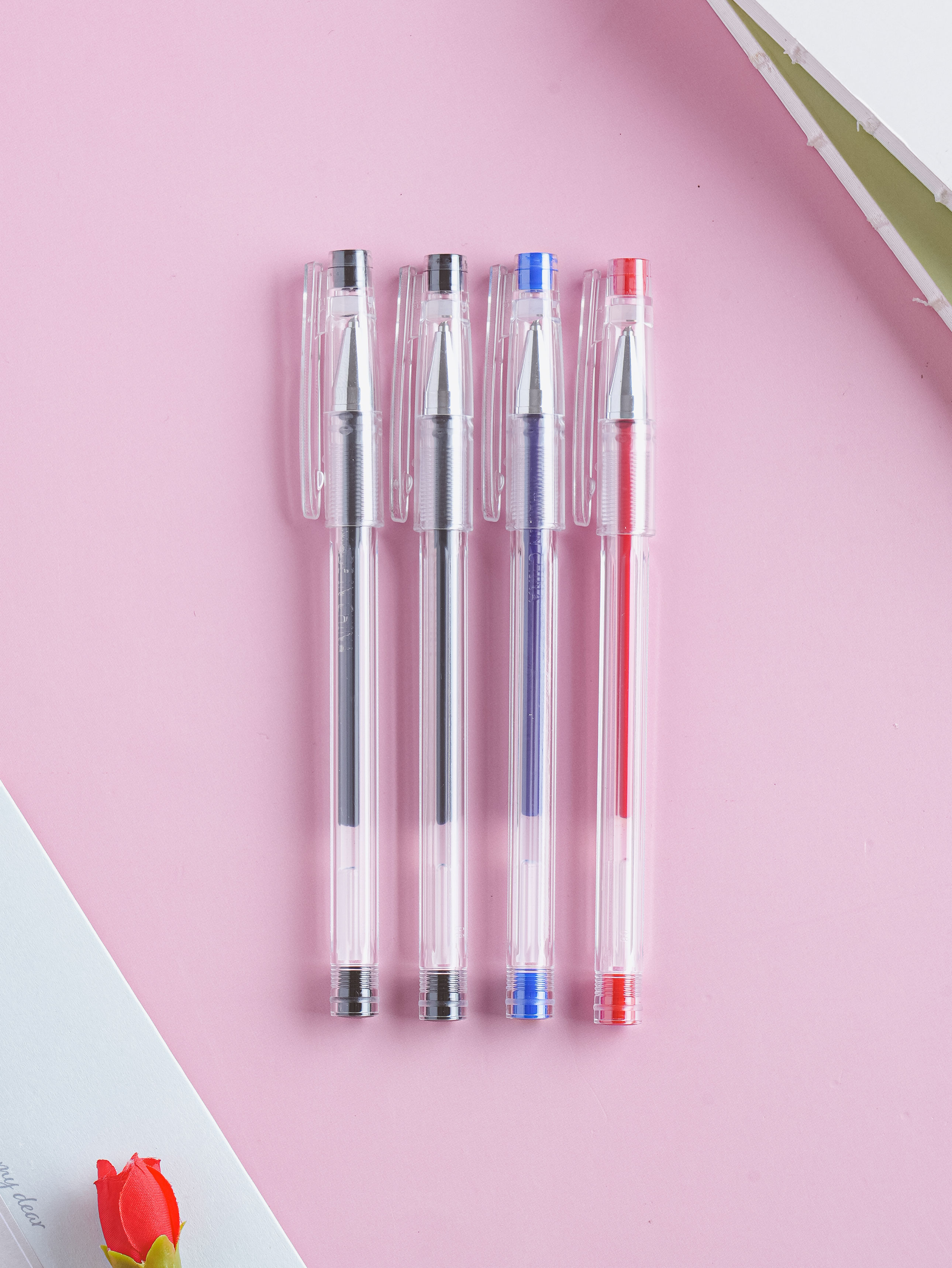 4 cap-type 3-color gel pens (0.28 mm)