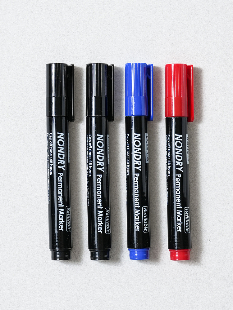 Donga non-dry oily magic 4 pack black blue red