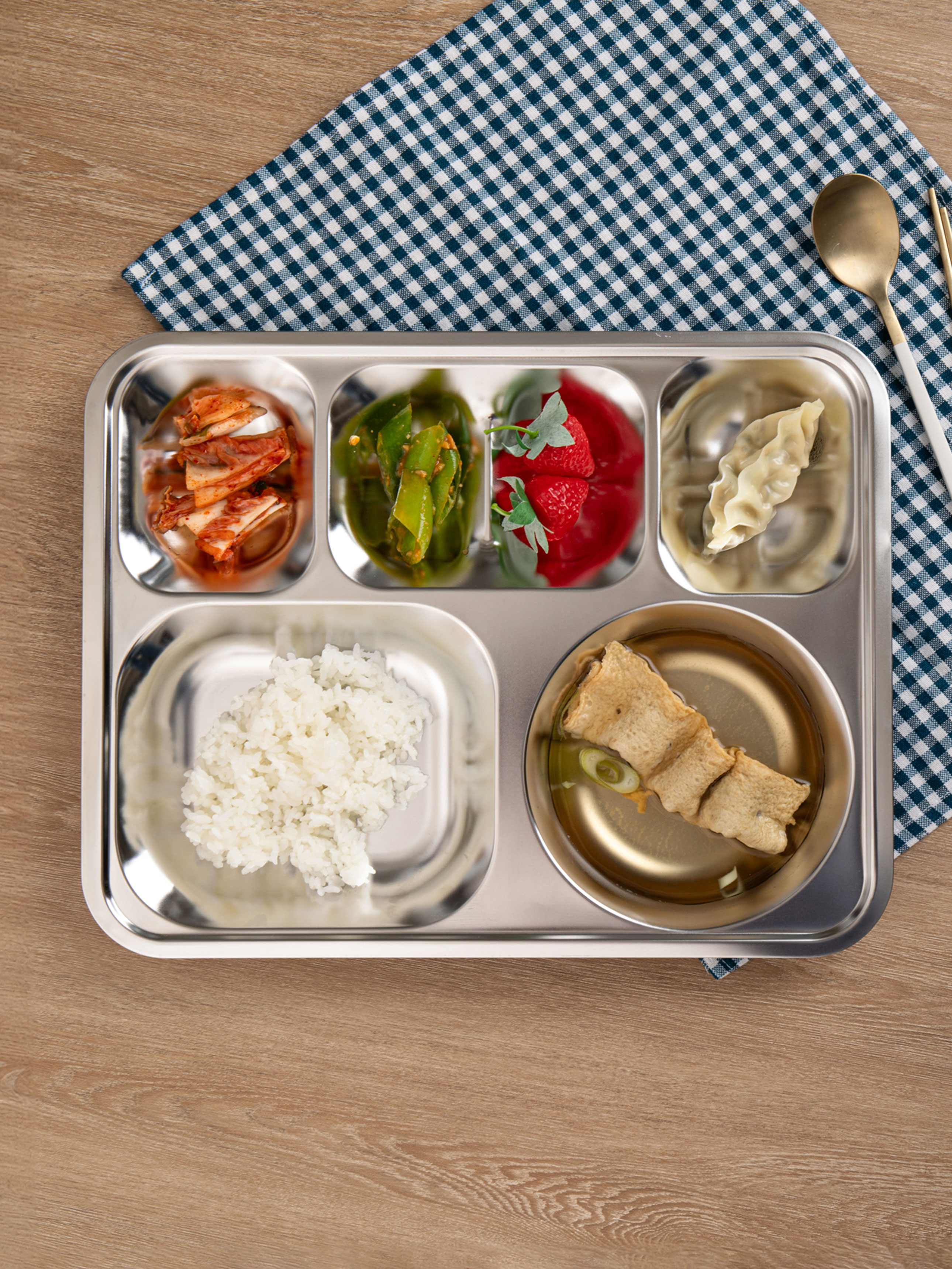 6 stainless steel food trays