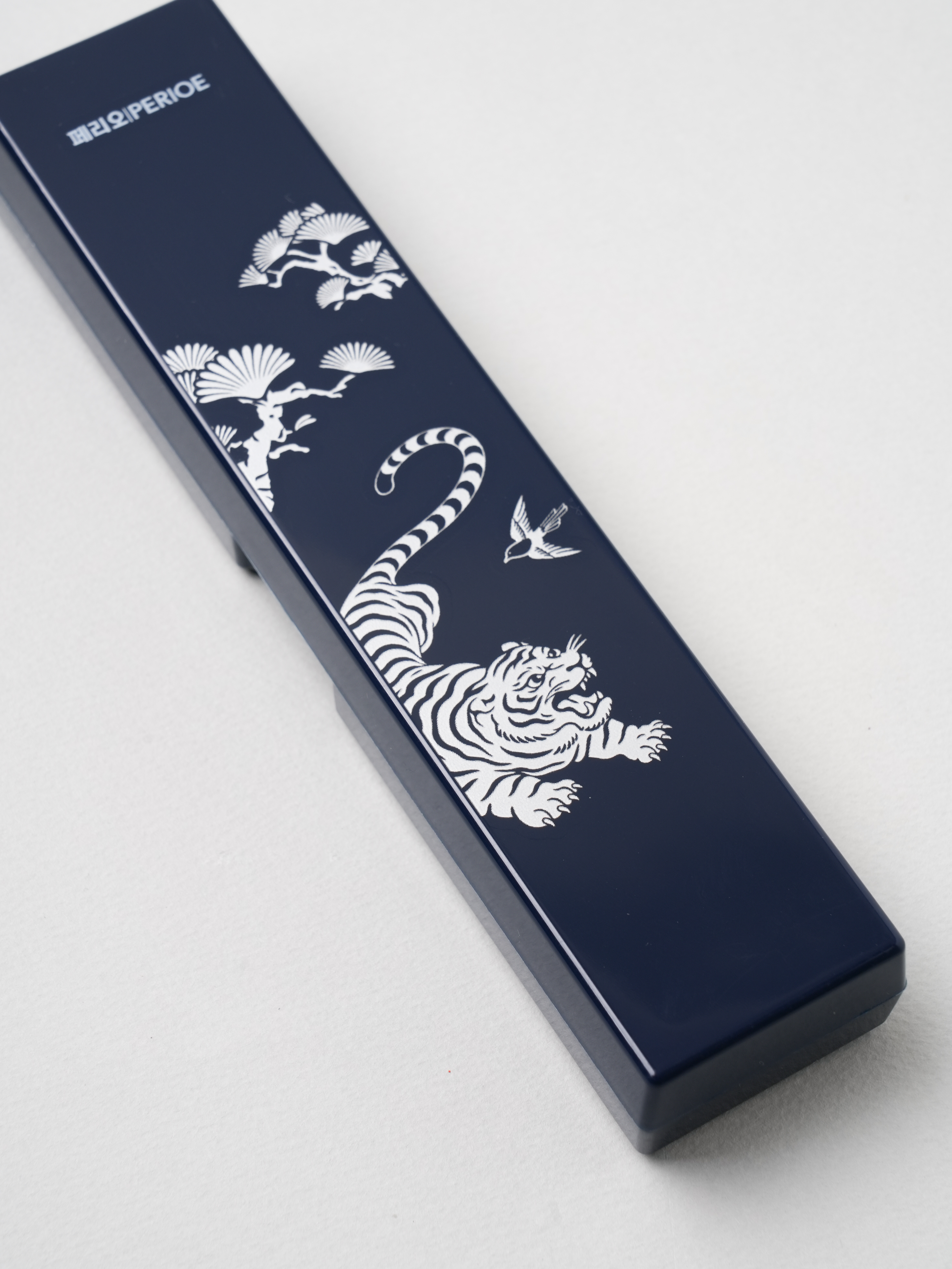 [Traditional Edition] Compact adult toothbrushing set by LG Household & Health Care