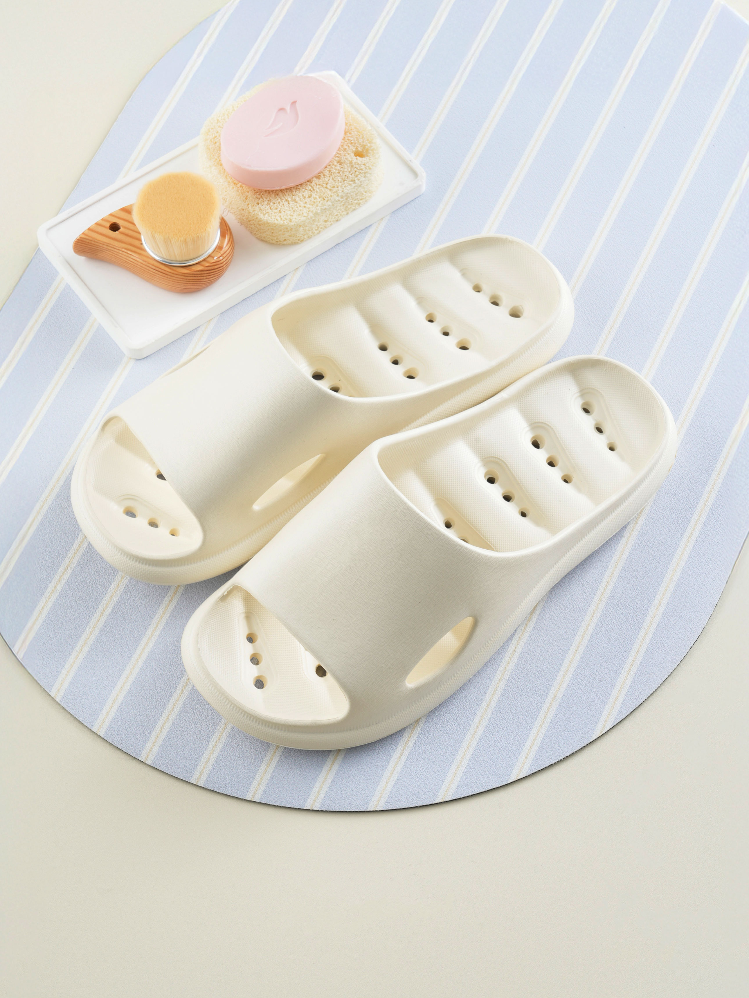 EVA round drain bathroom shoes 260~280 mm ivory