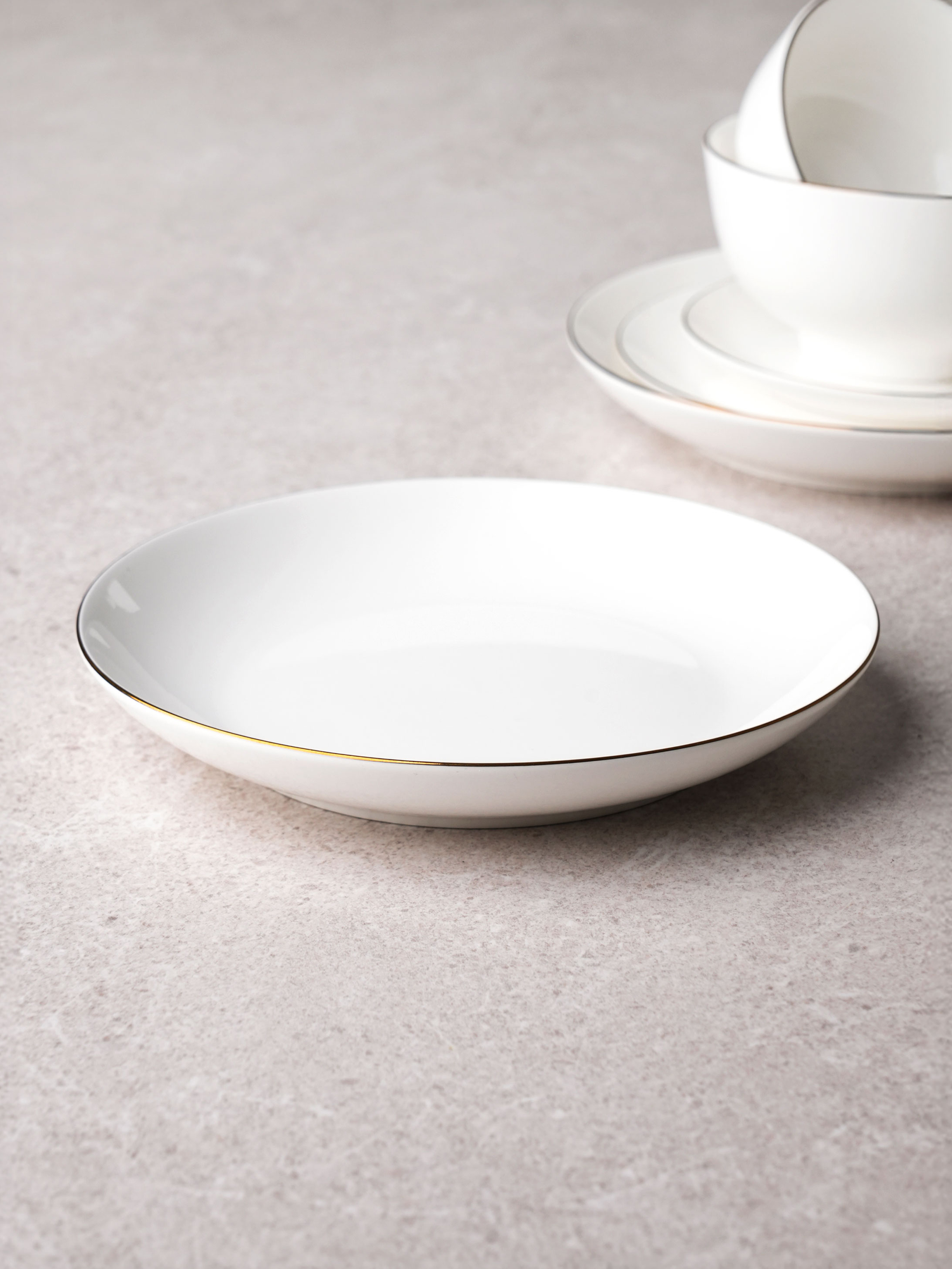 Newborn gold plate 21.5 cm