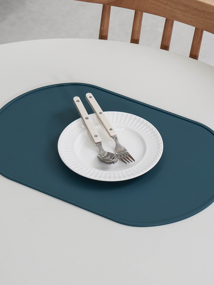 Silicone Oval Lunch Mat 39.5