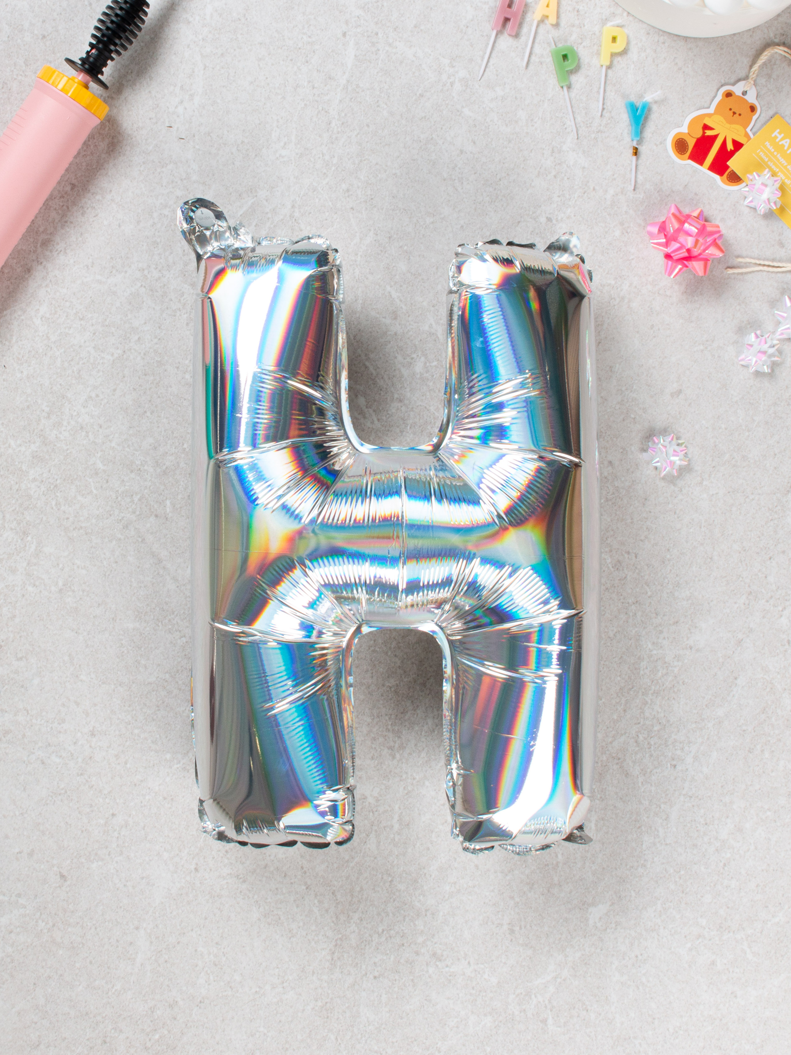 alphabet balloon H