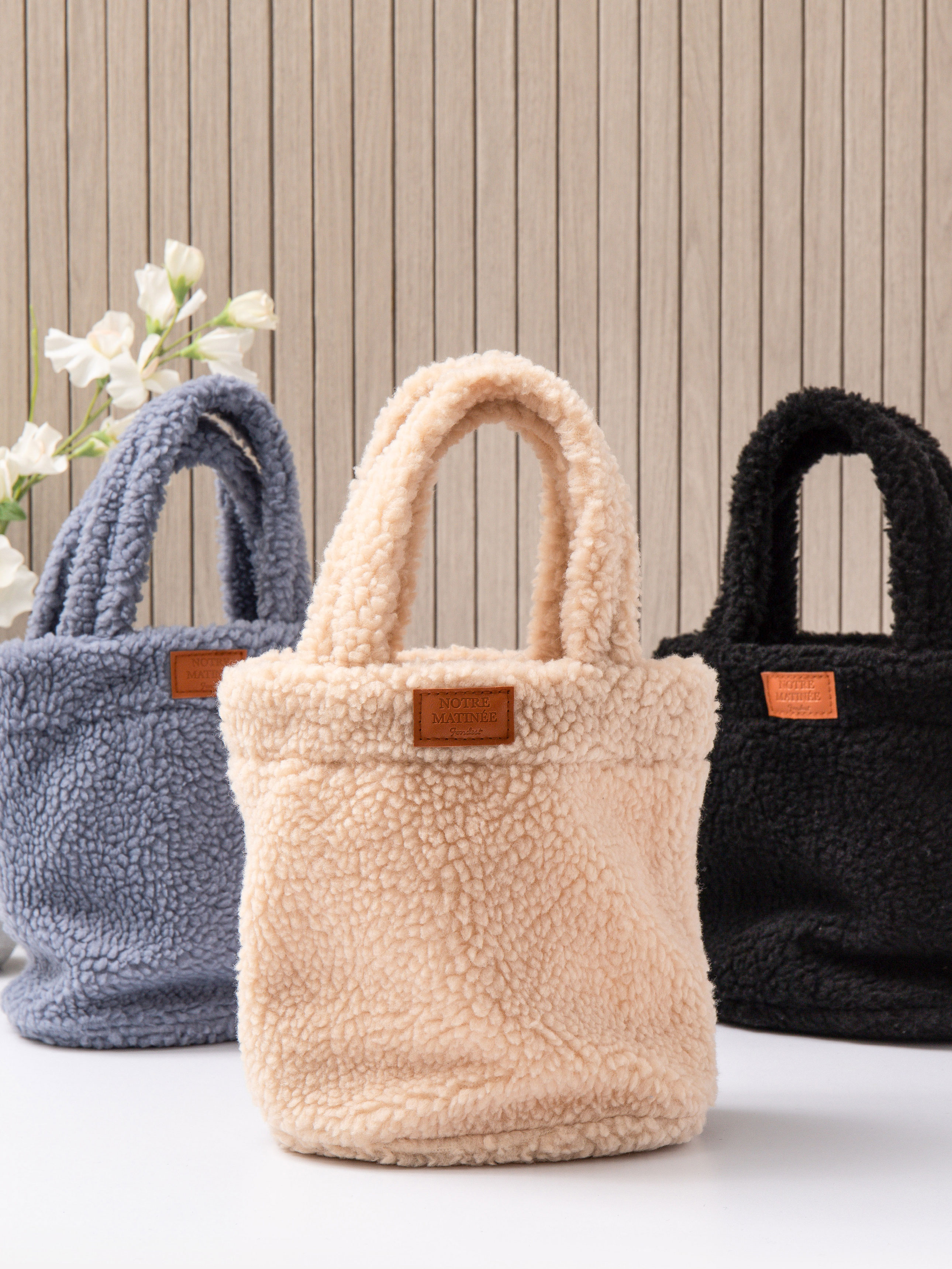 Mini foam tote bag