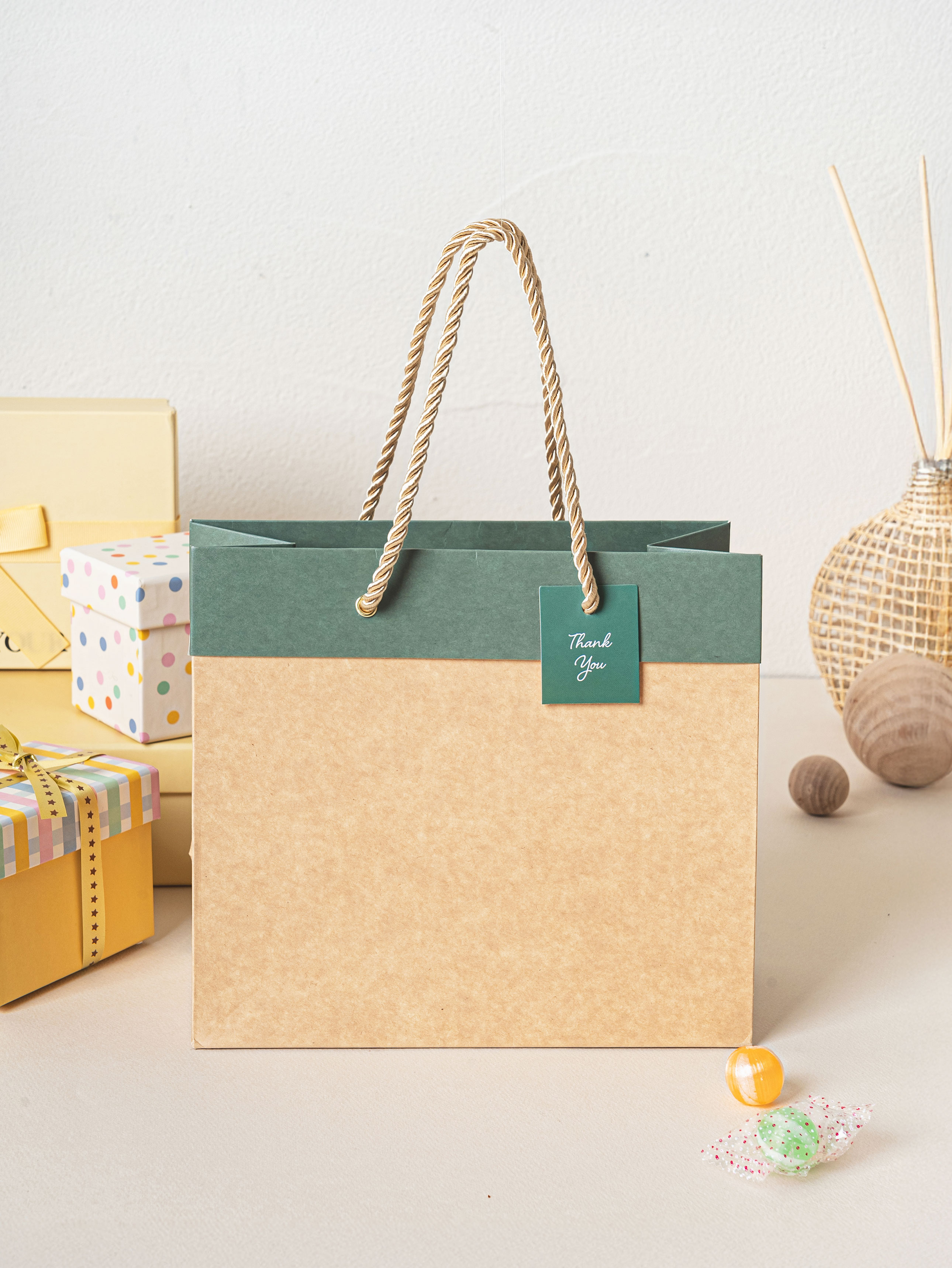 Top Point Kraft Horizontal Gift Bag S Green