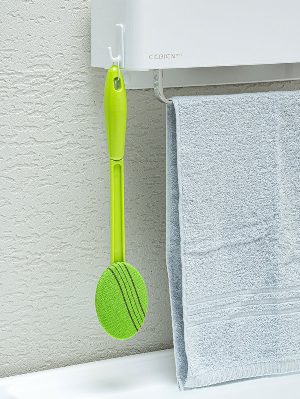 Bath hand towel