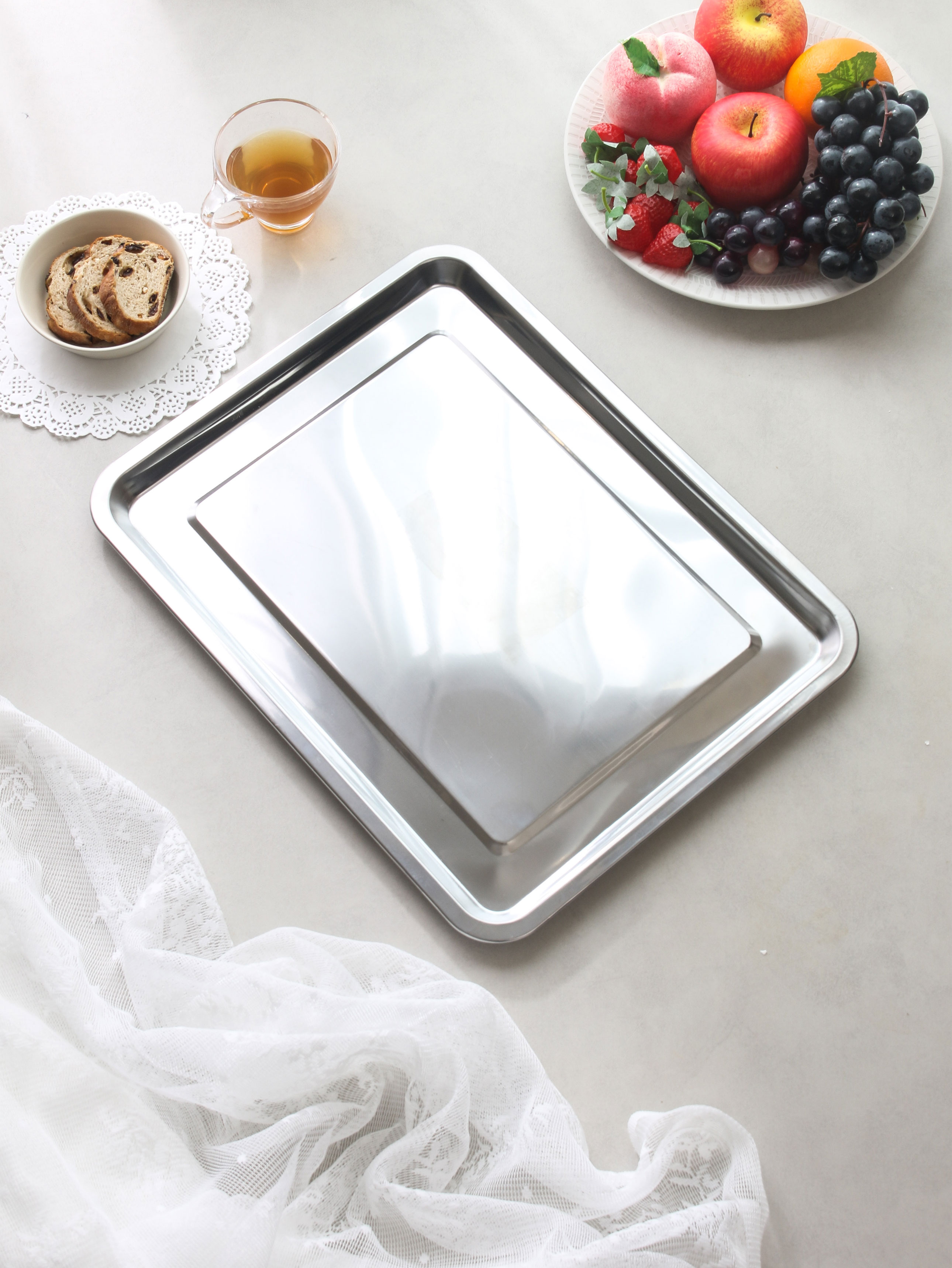 Stainless steel tray 44 cm