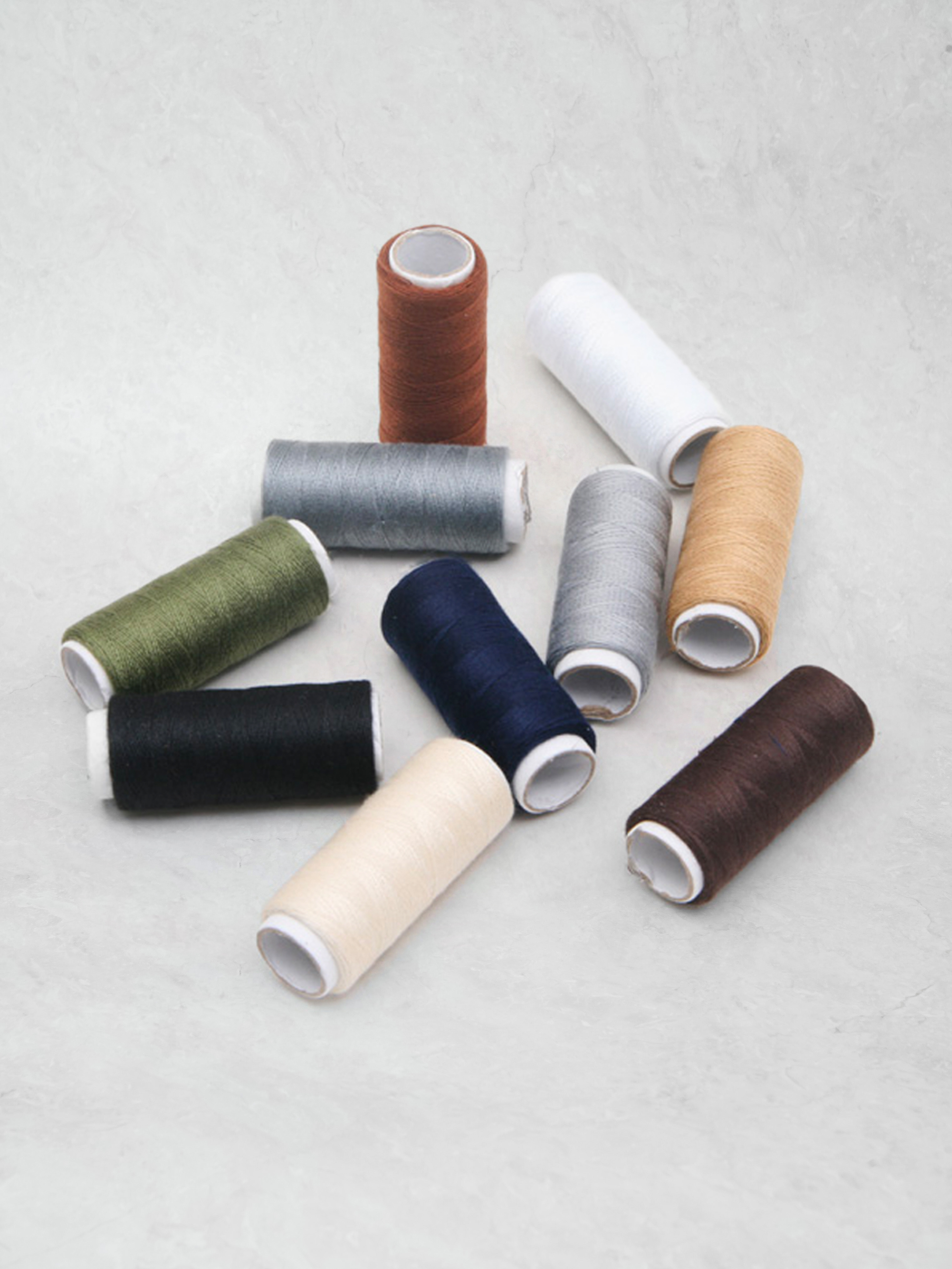 Modern thread set 100mX10 pieces