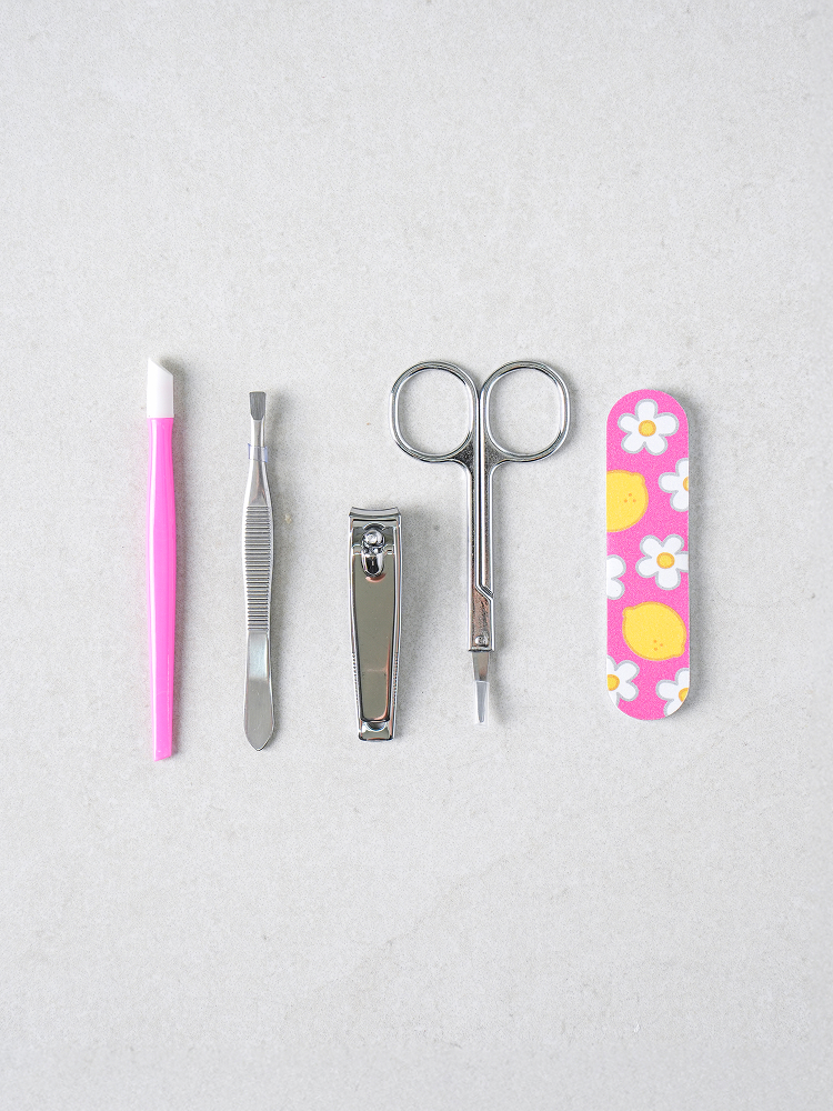 Set of 5 handbag beauty tools
