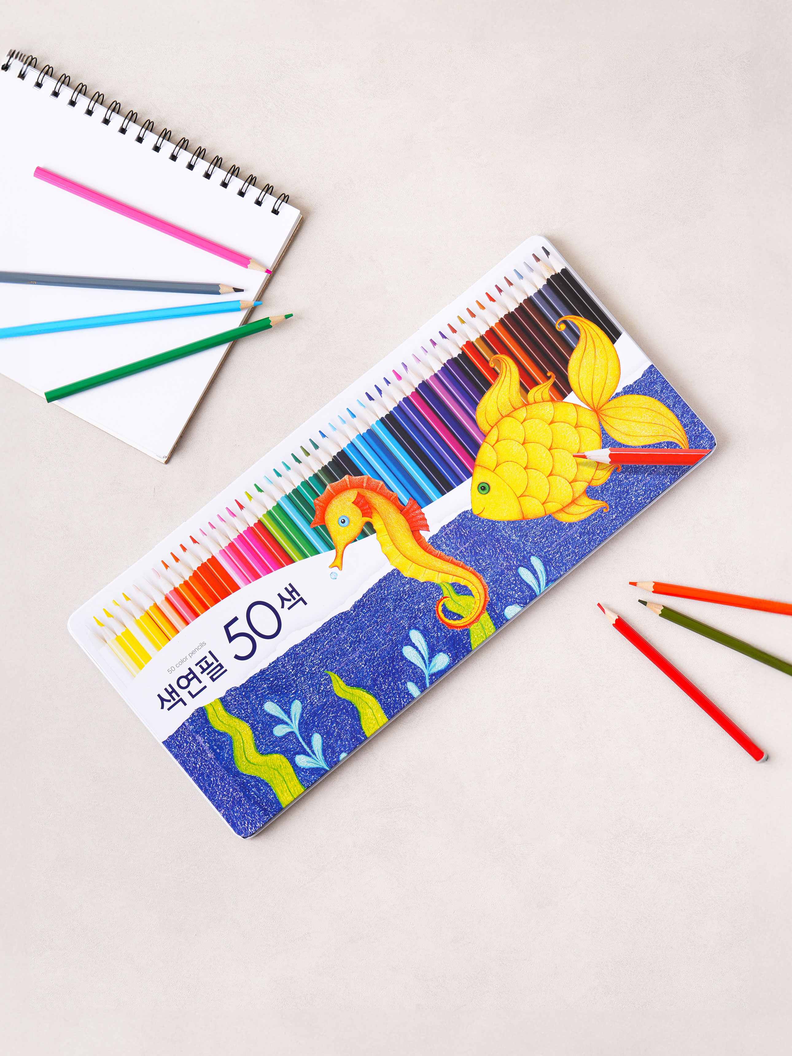 Tin case of 50 colored pencils