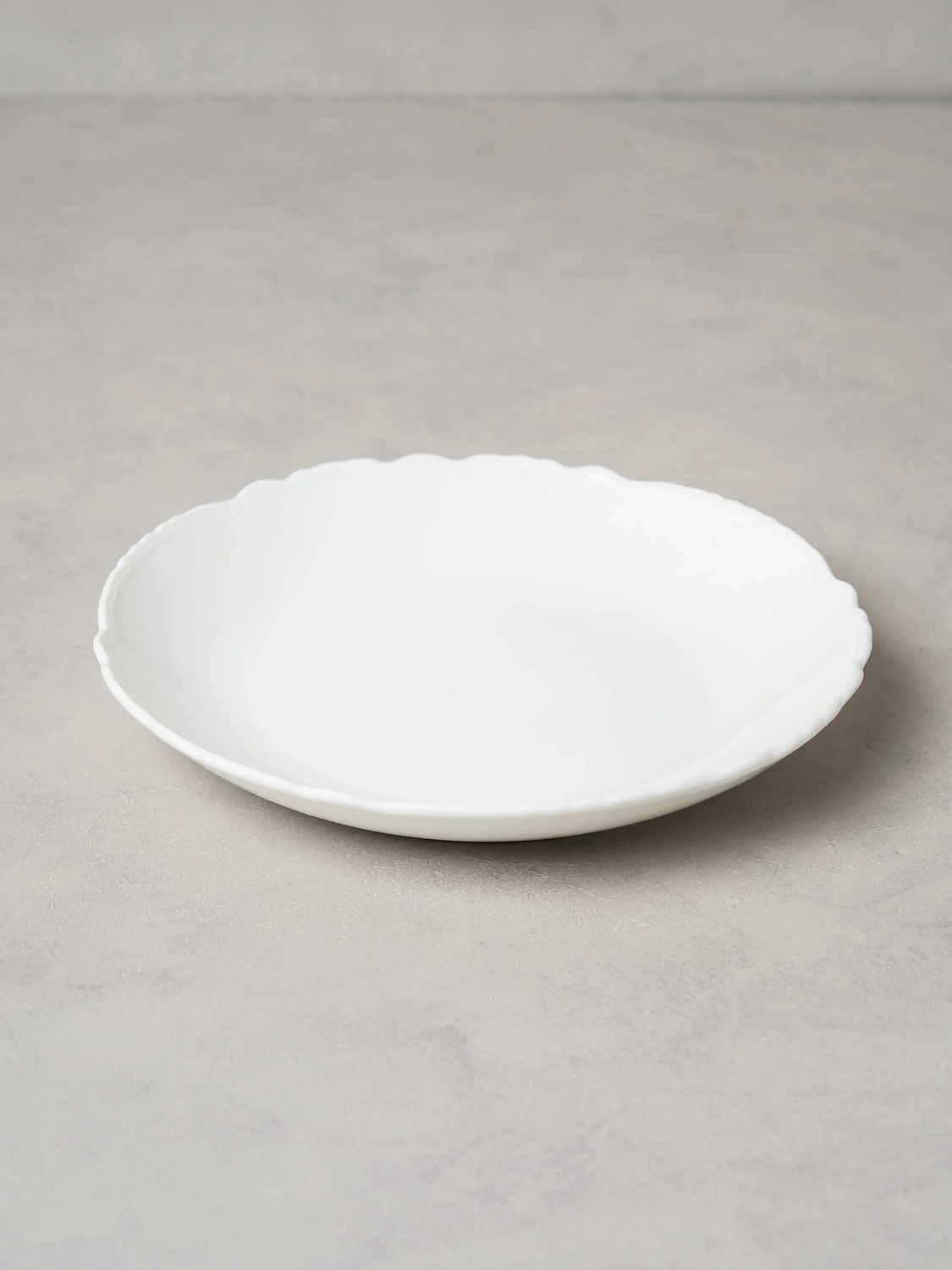 Flower deep plate 20.5 cm