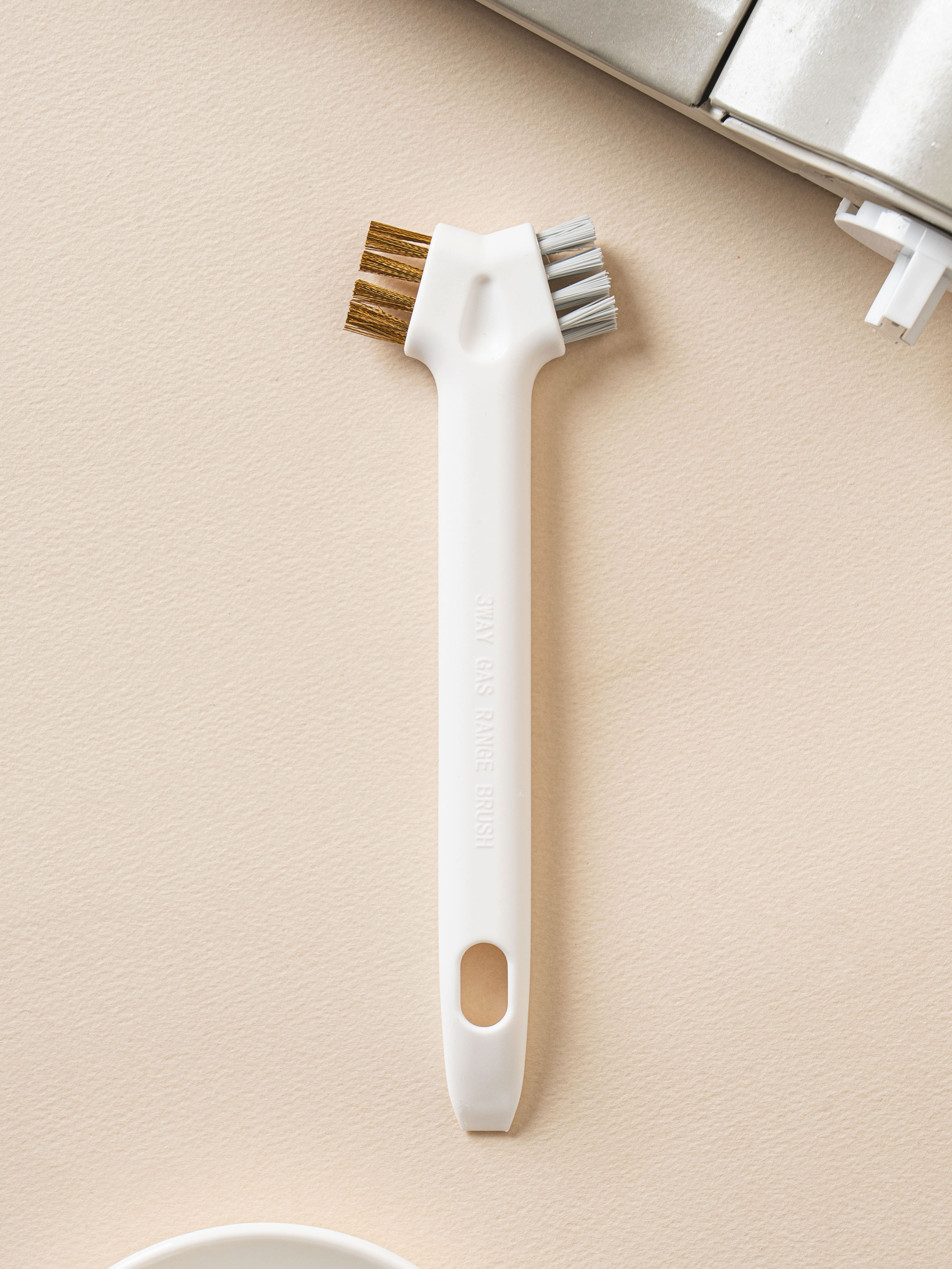 Cleaning brush for 3WAY gas stove