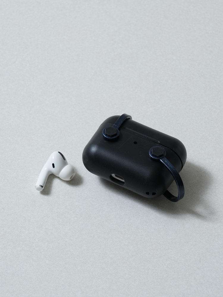 Suspender type AirPod Pro compatible case