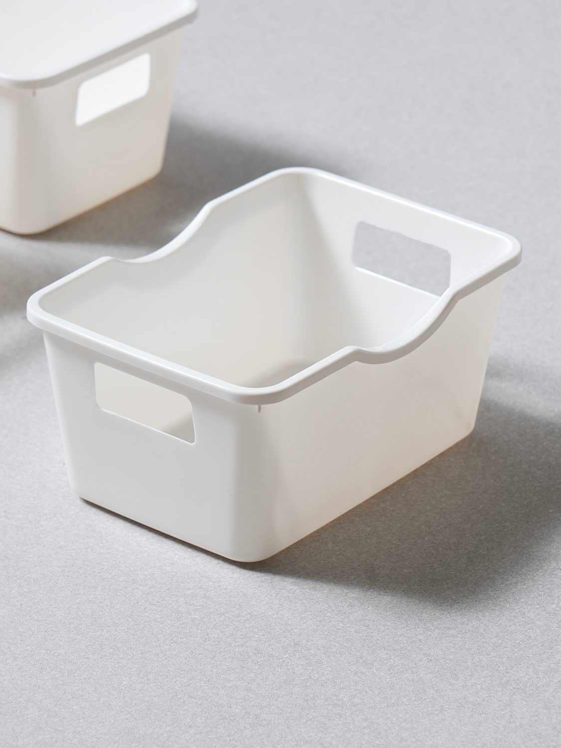 Rectangular basket (15.5*10.8*7 cm)