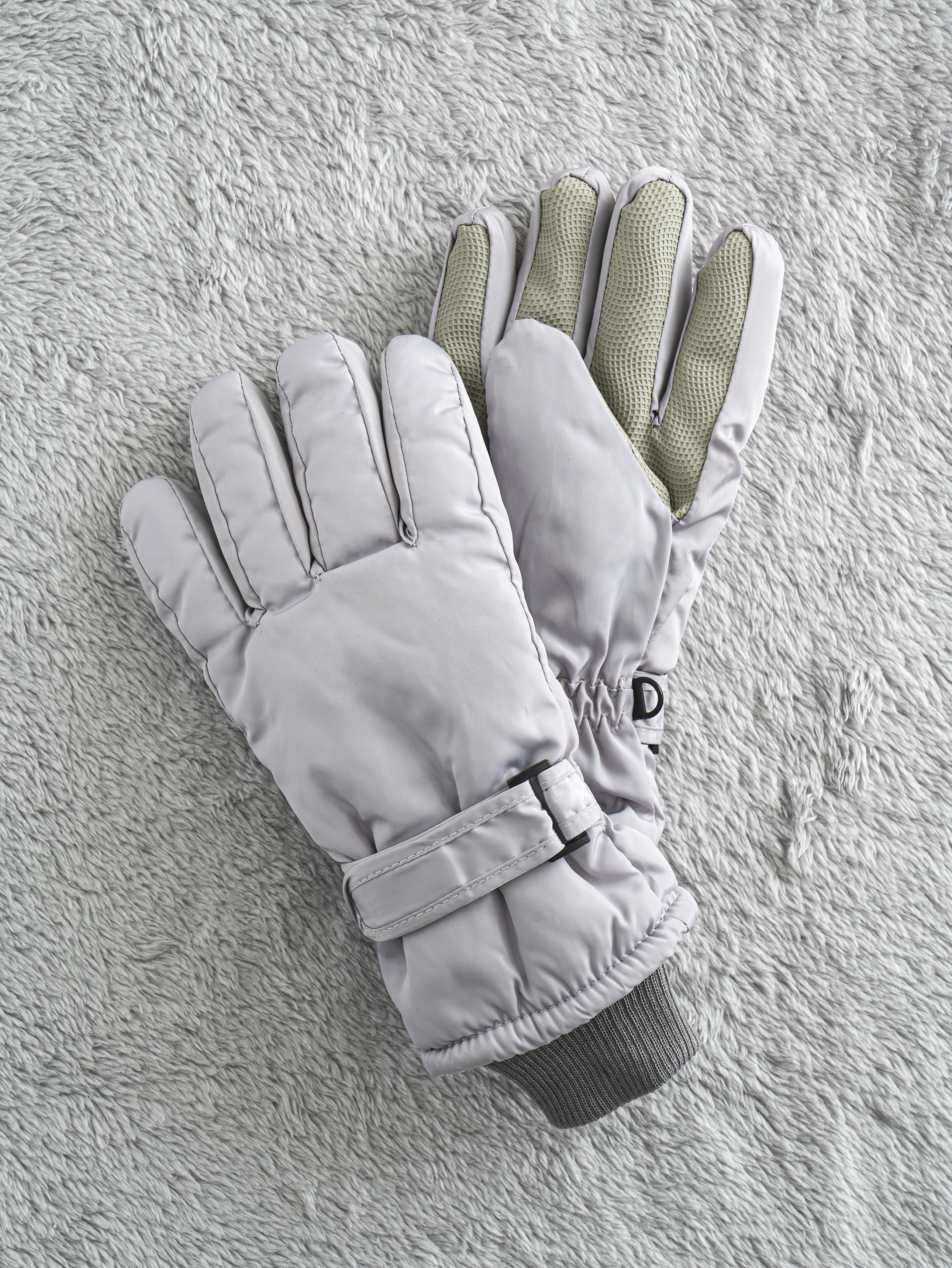 Wrist Fastening Women's Ski Gloves Gray