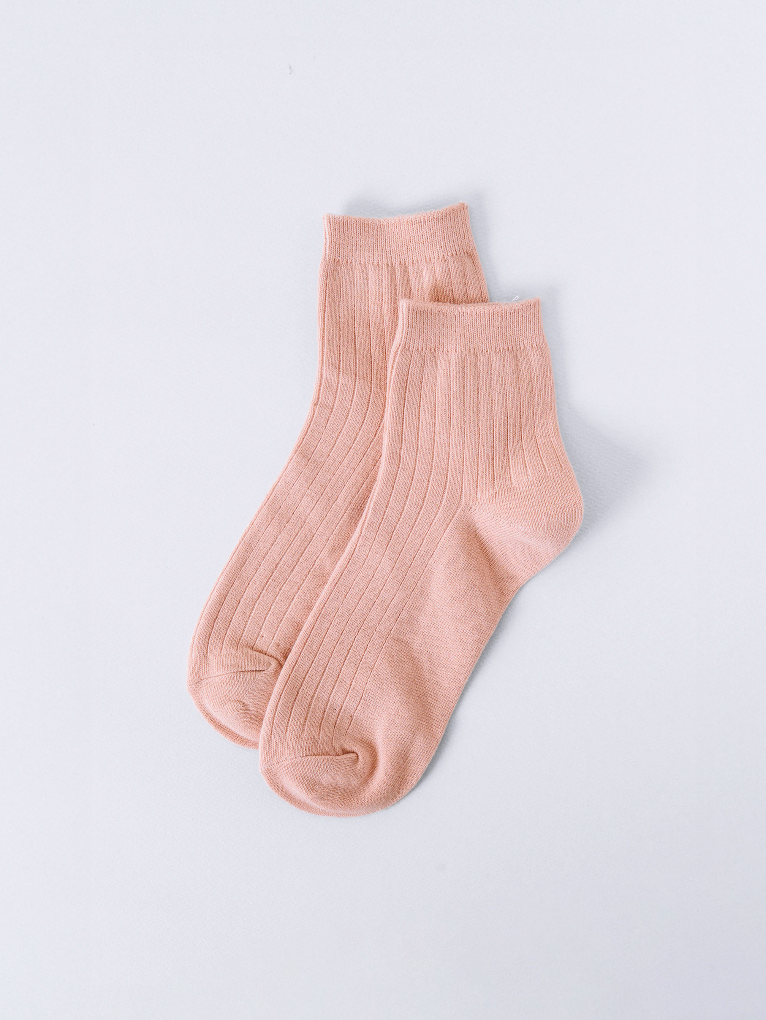 Rib Women’s Short Neck Socks_Color B