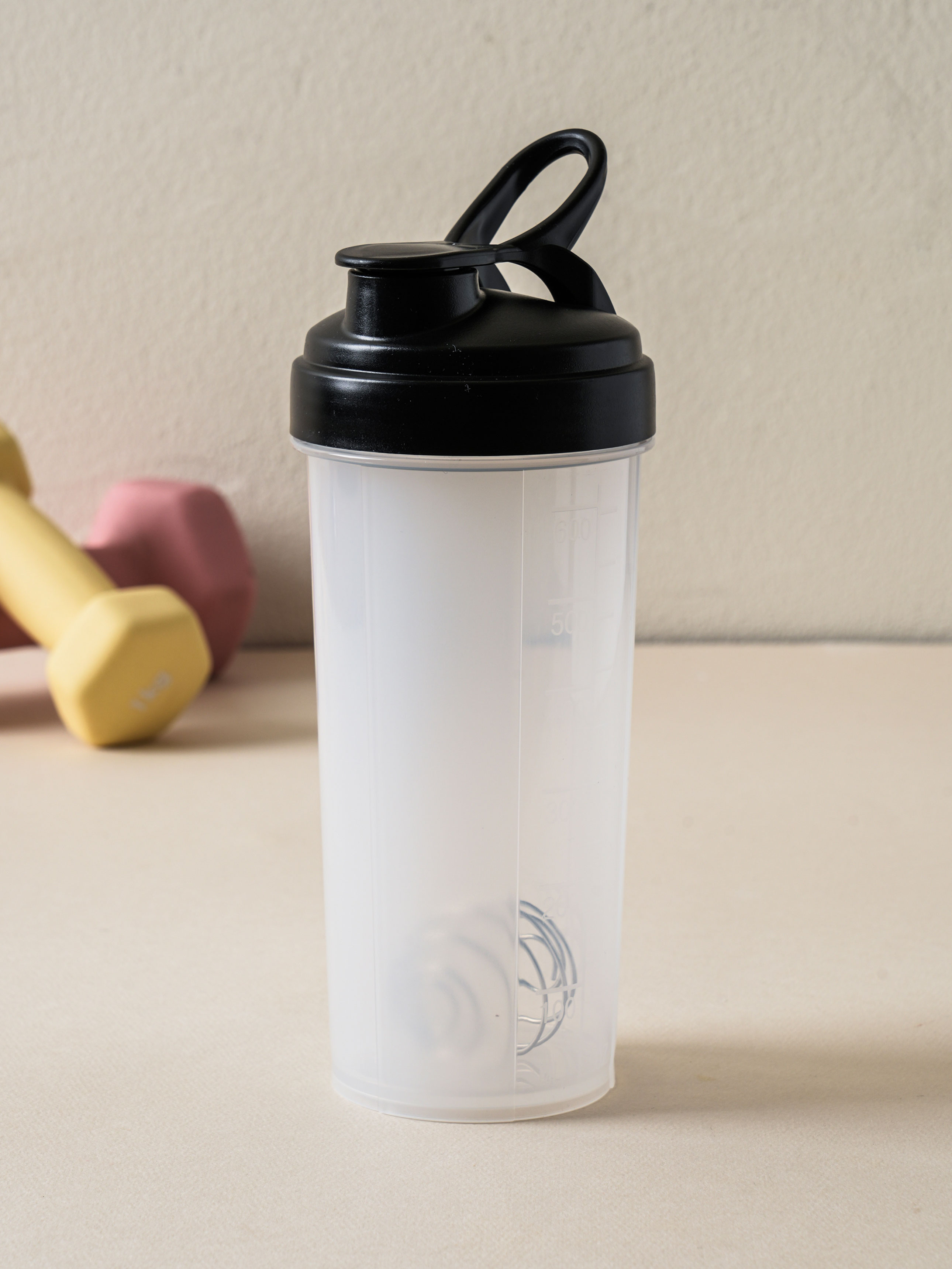Shake Bottle 600 ml Black