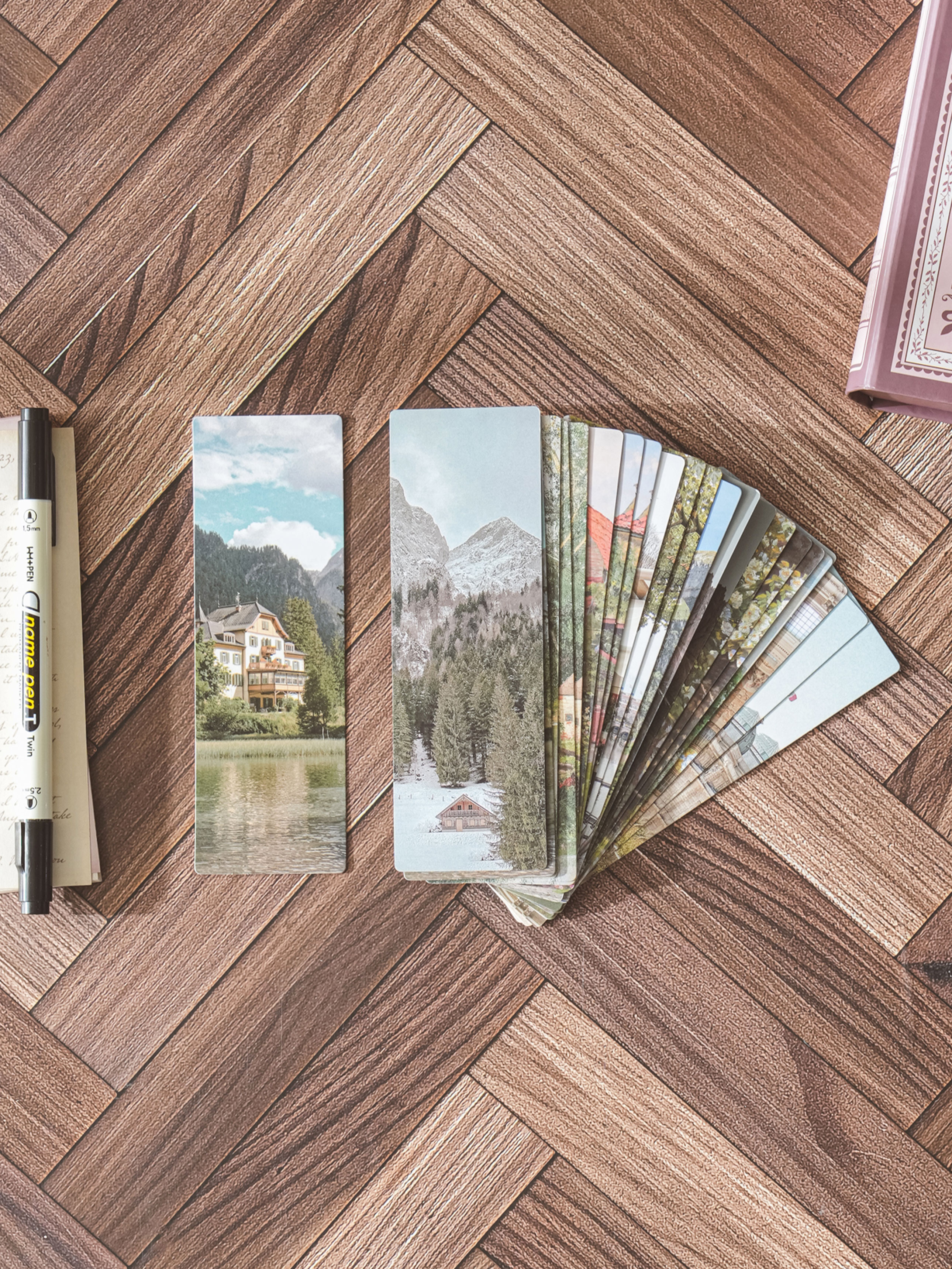 24 vintage mood paper bookmarks