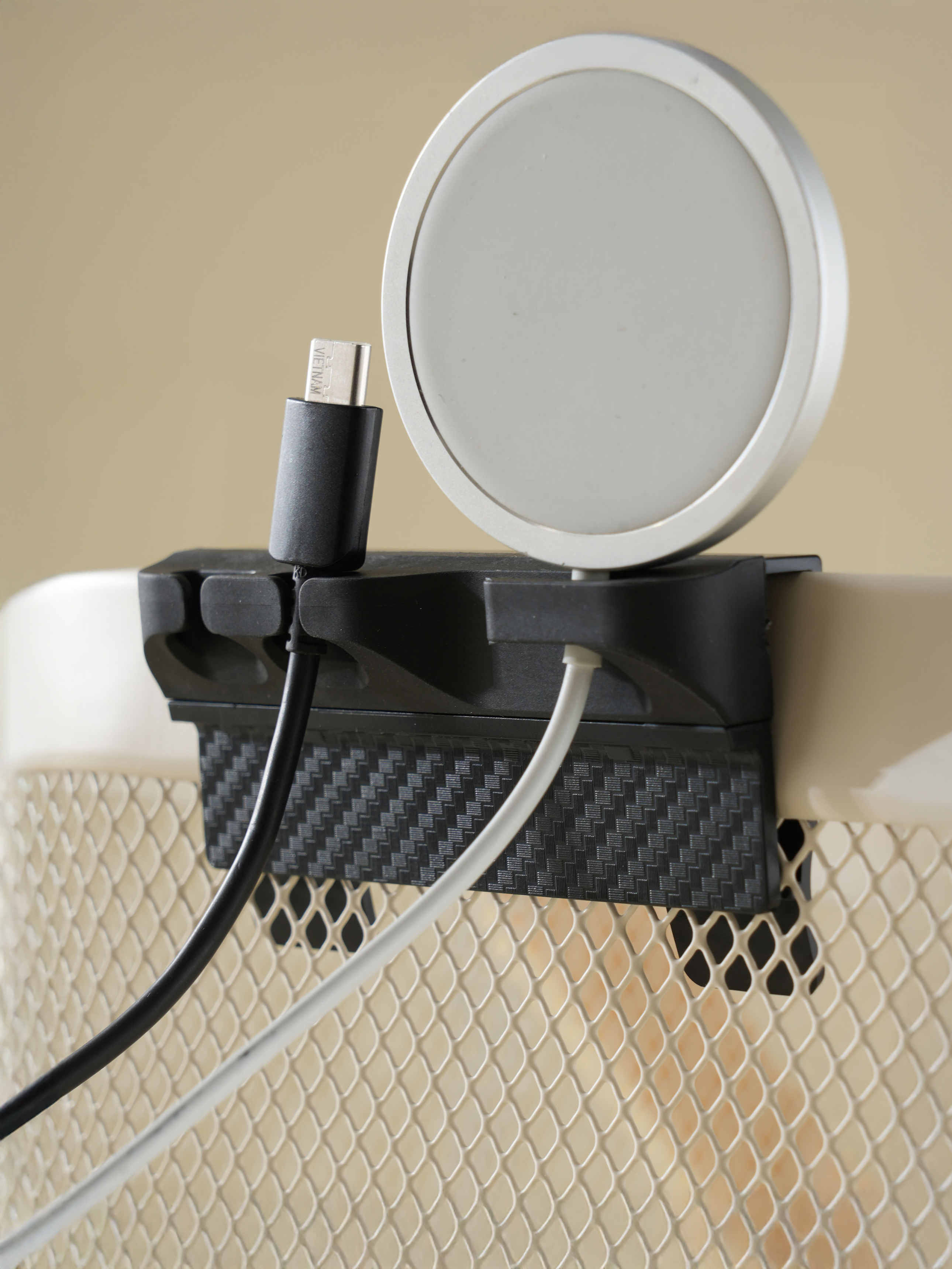 Vehicle Multi-Line Organization Holder