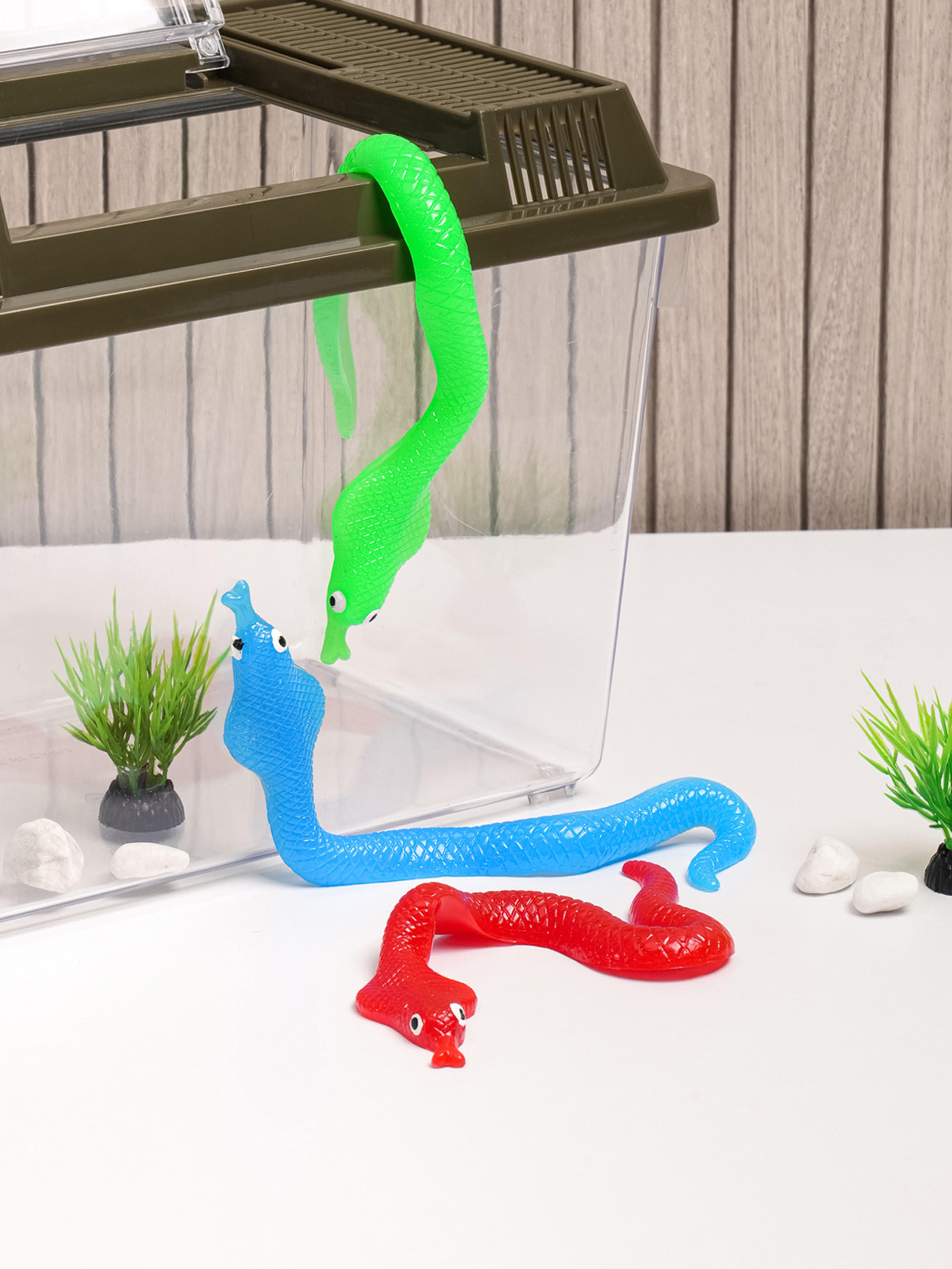 sticky play cobra