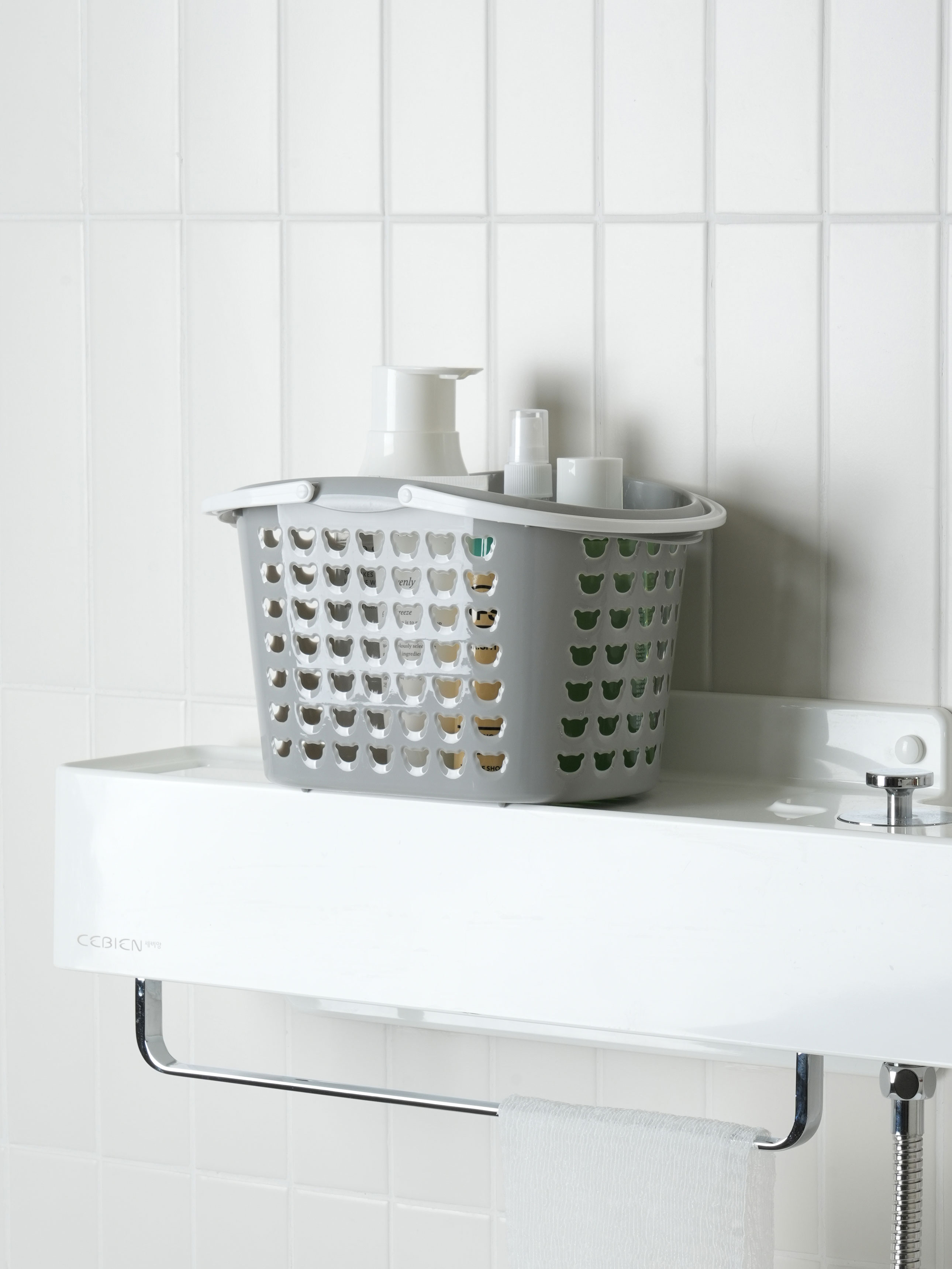 Bear Shape Mesh Bathroom Basket Gray