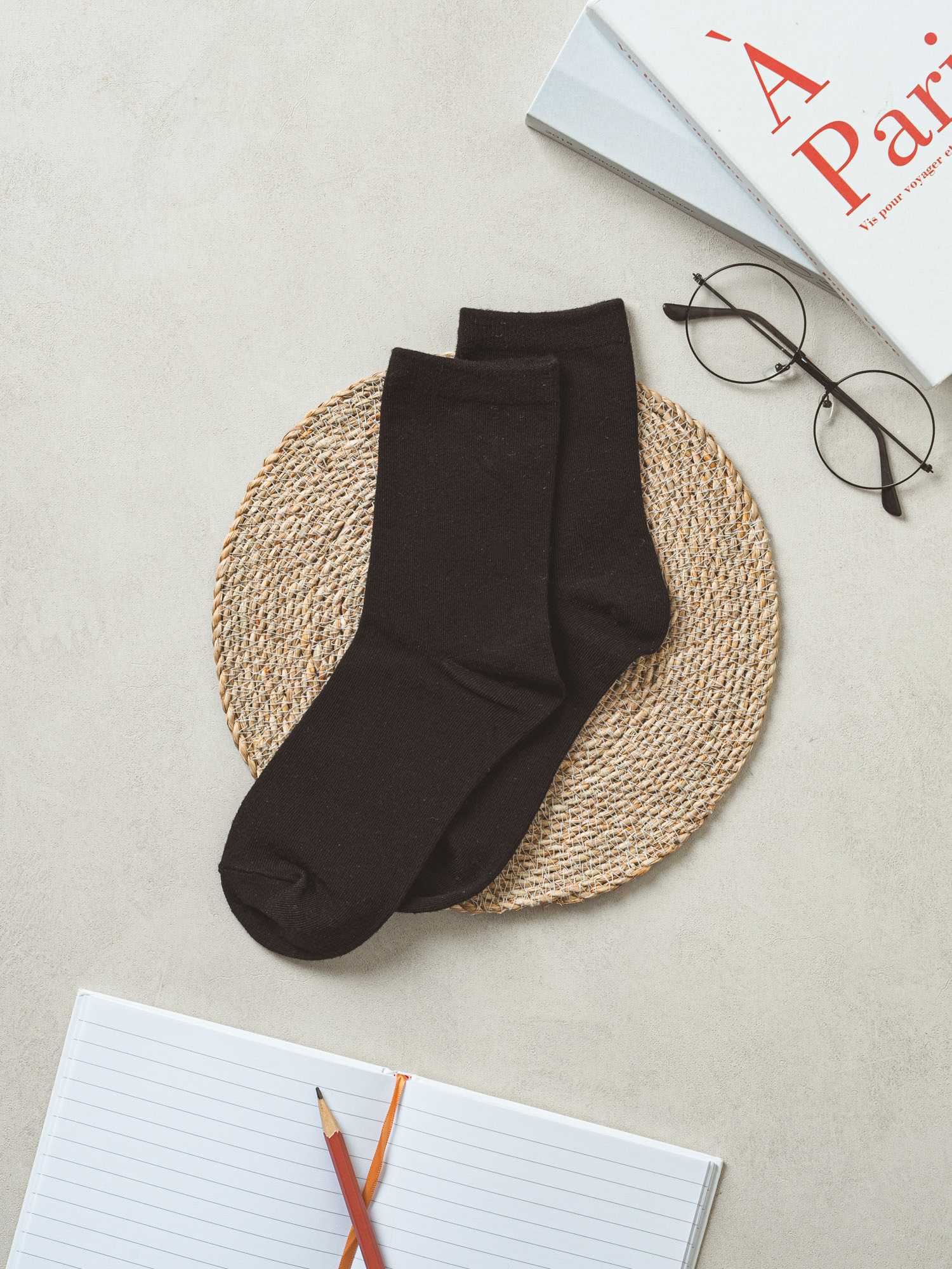 Monfoot Women's Basic Medium Neck Socks Black