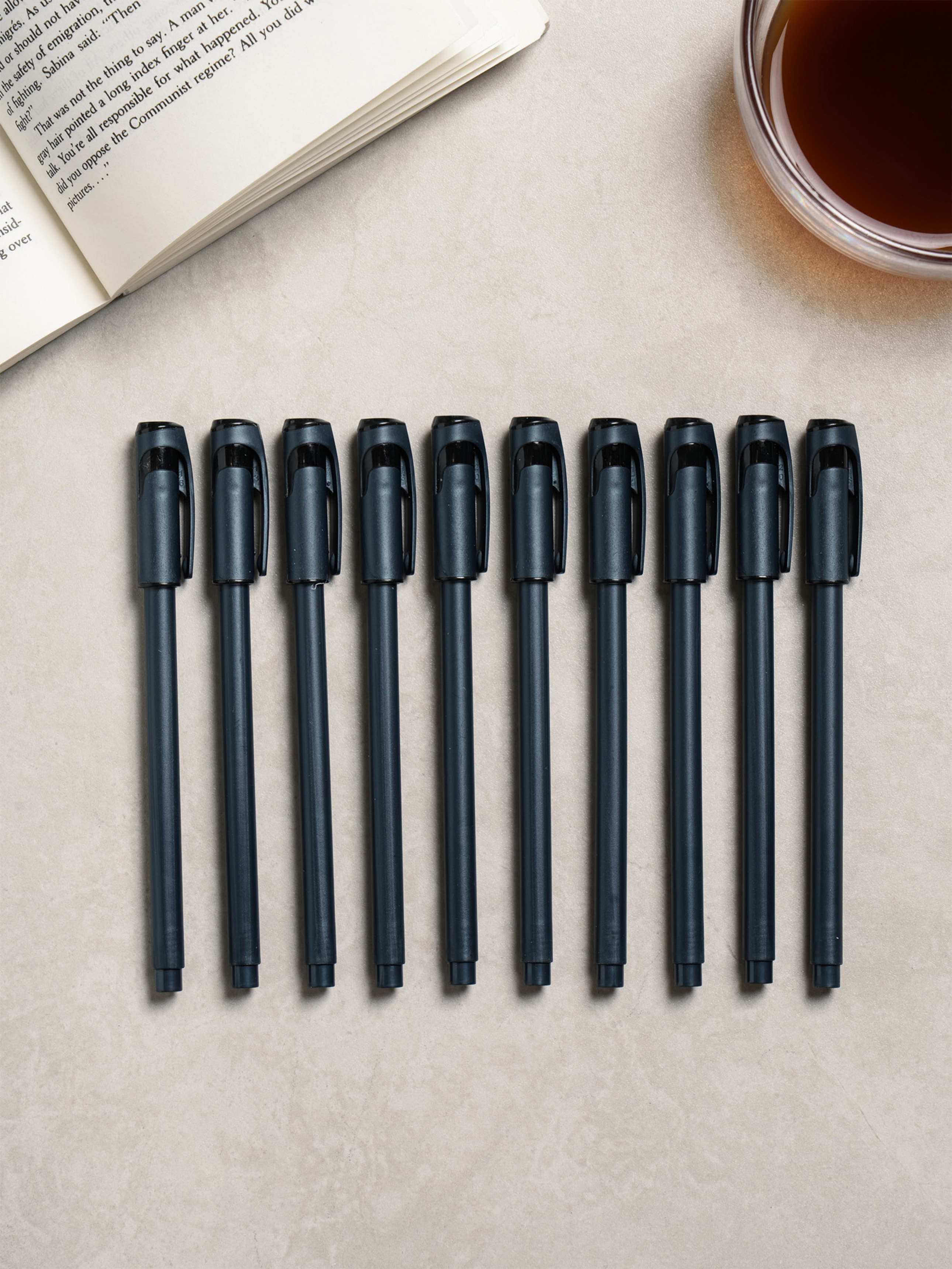 Office low viscosity cap type ballpoint pen 10 pieces
