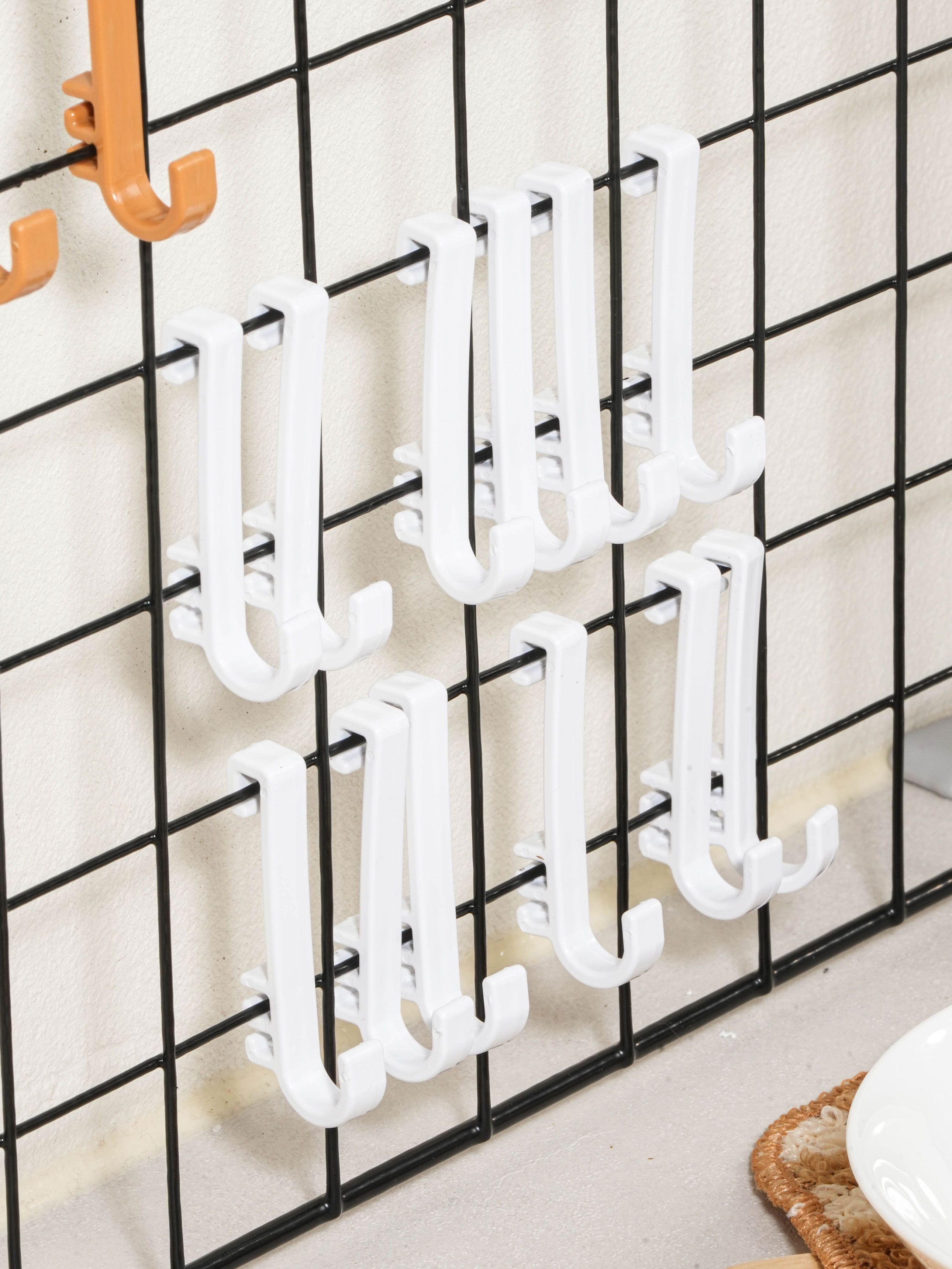 12 fixed hooks for netting