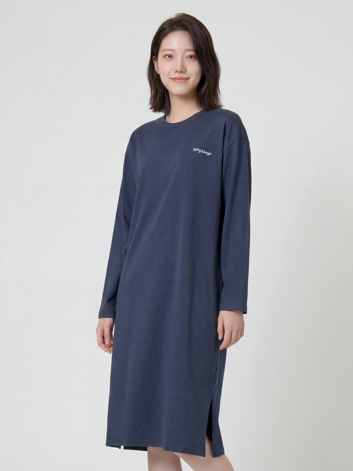 [Women] Lettering long sleeve dress navy