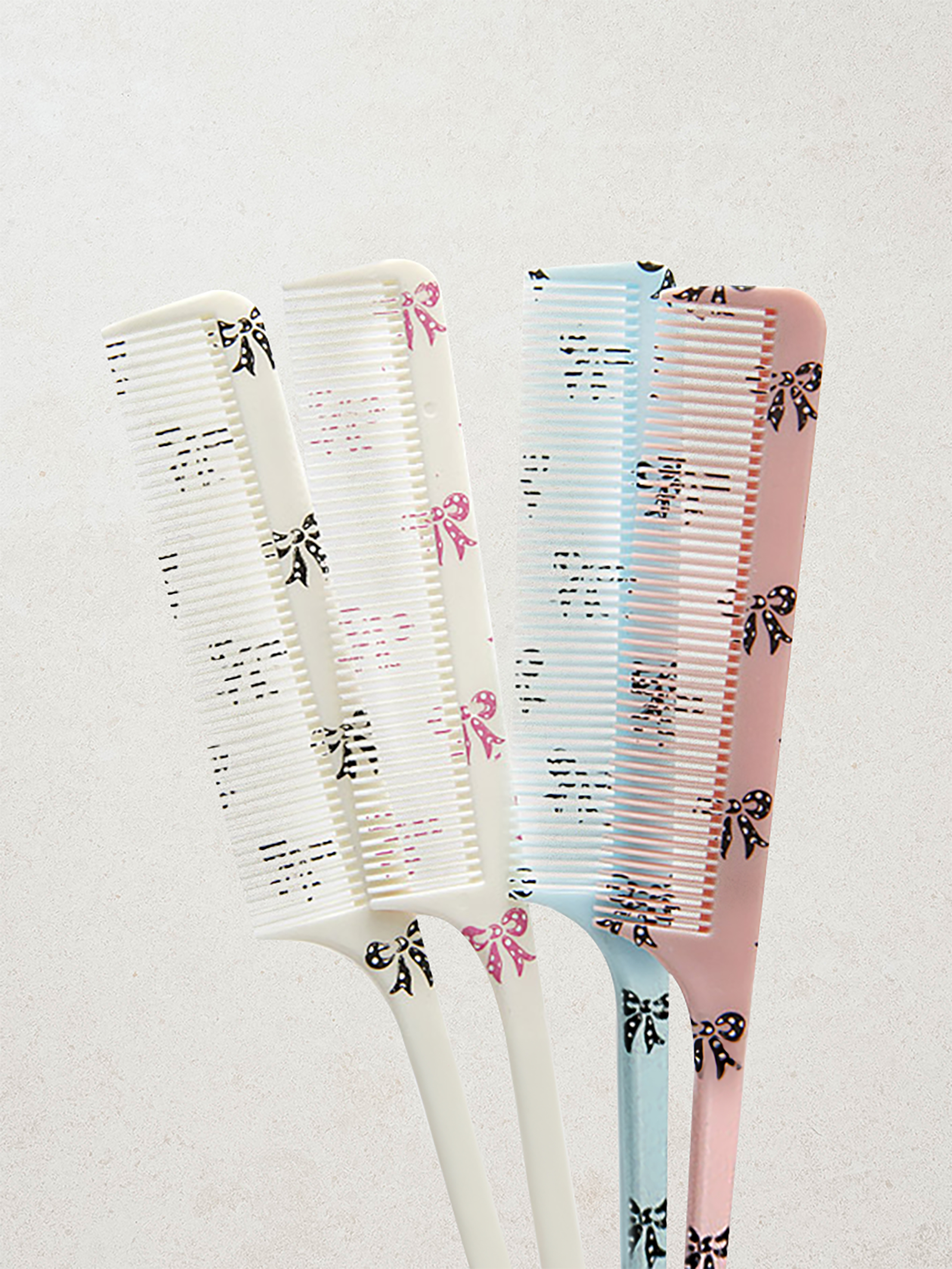 girl ribbon tail comb
