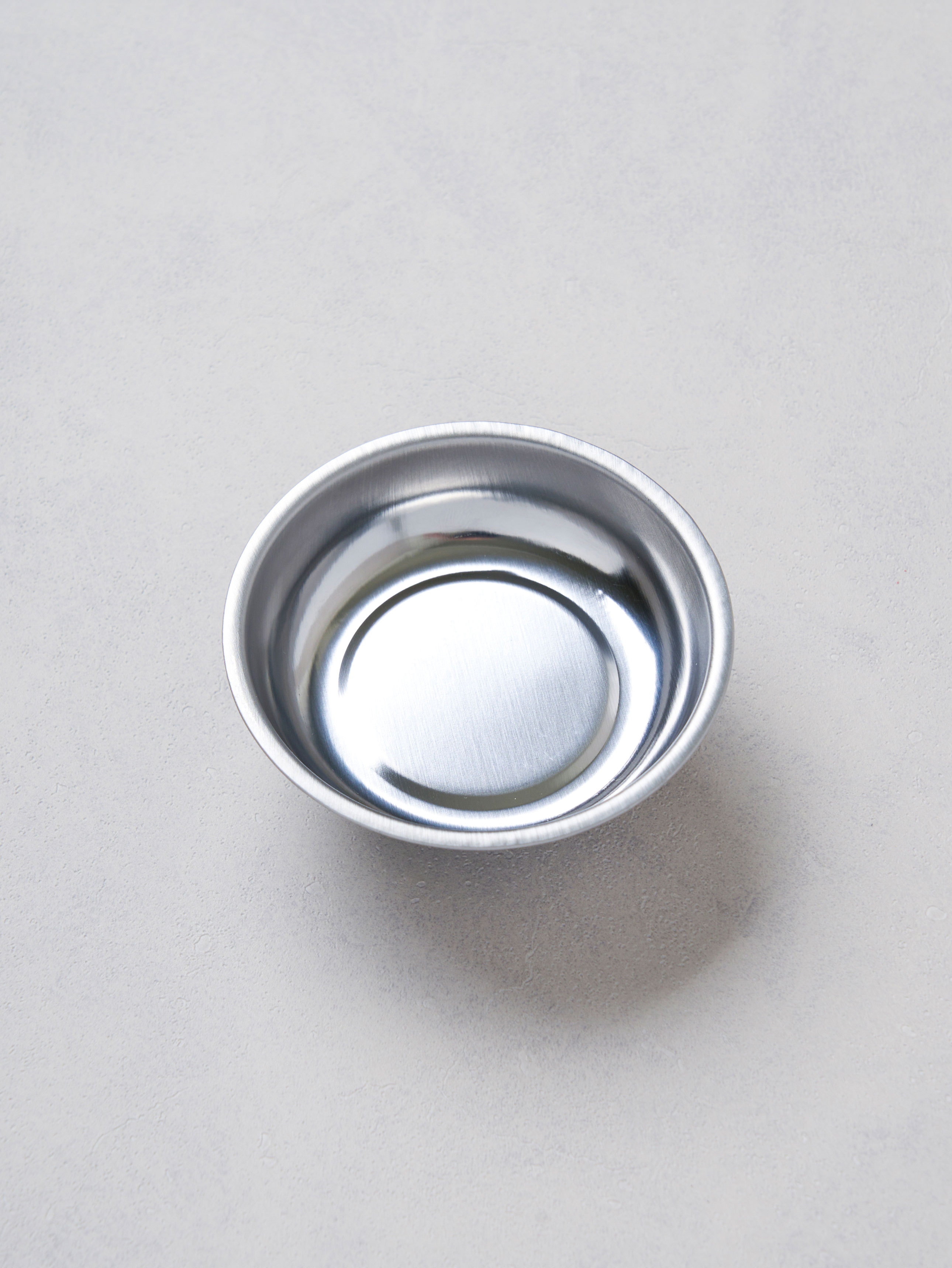 Magnetic nail plate (approx. 7 cm)