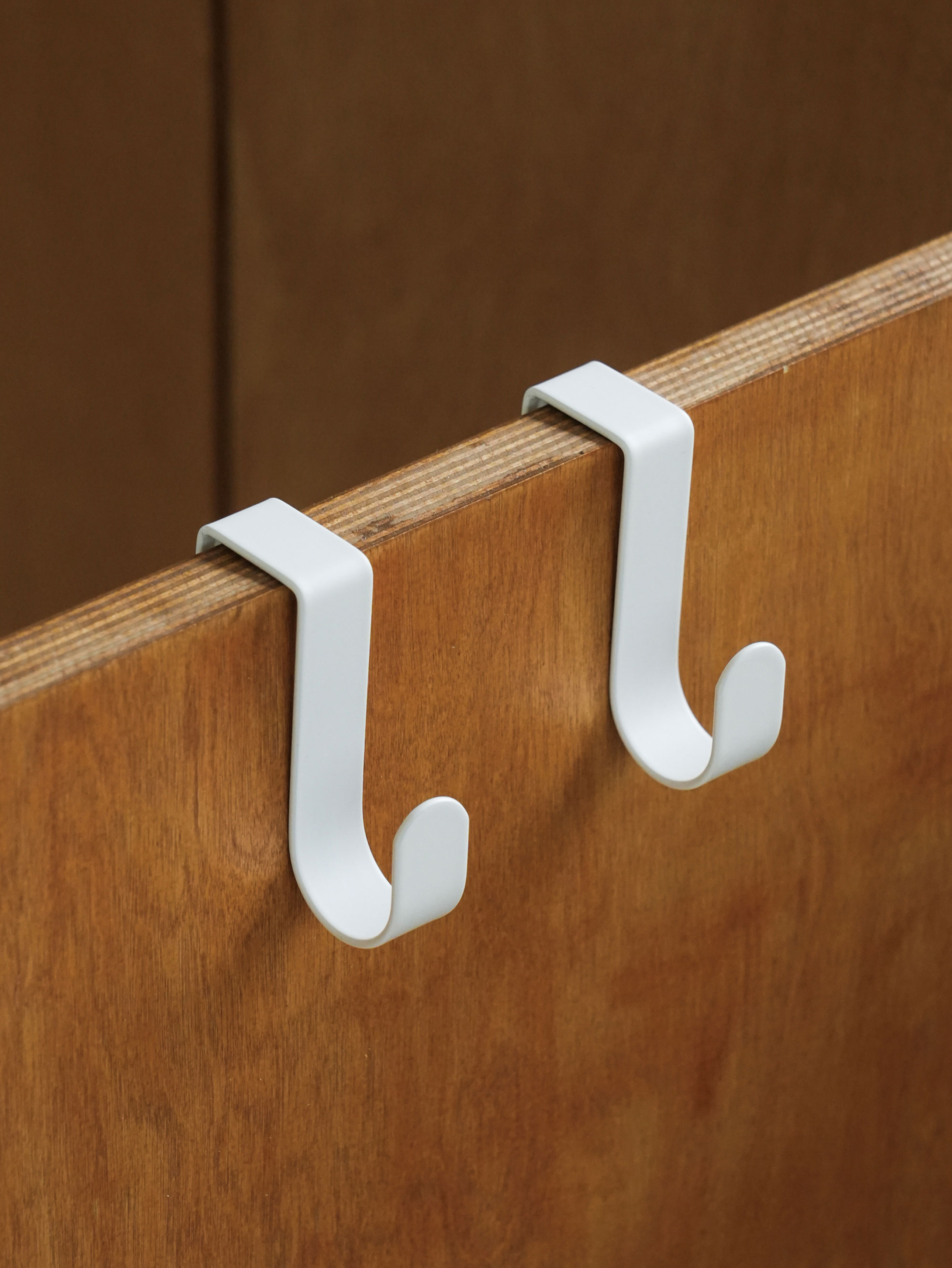 2 steel door hooks