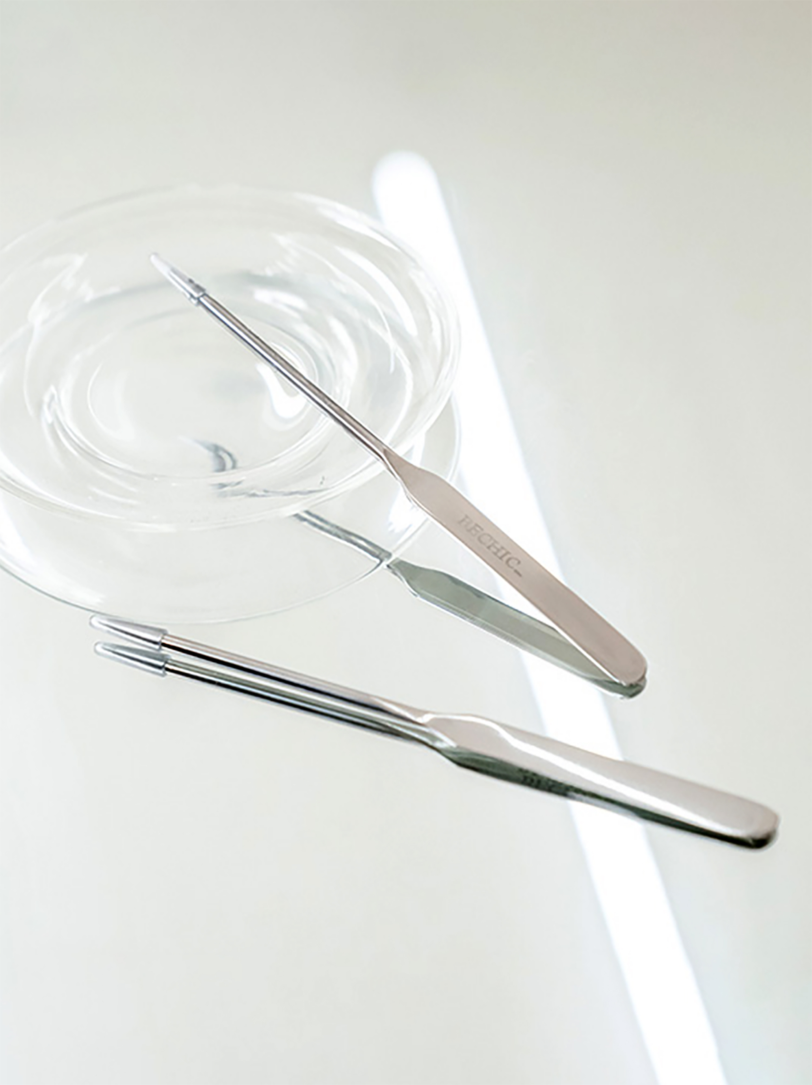 Spatula & pocket set
