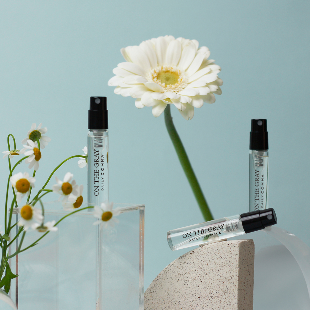 Daily Comma Signature Perfume Discovery Set (On the Gray) 3.3ml*3 packs