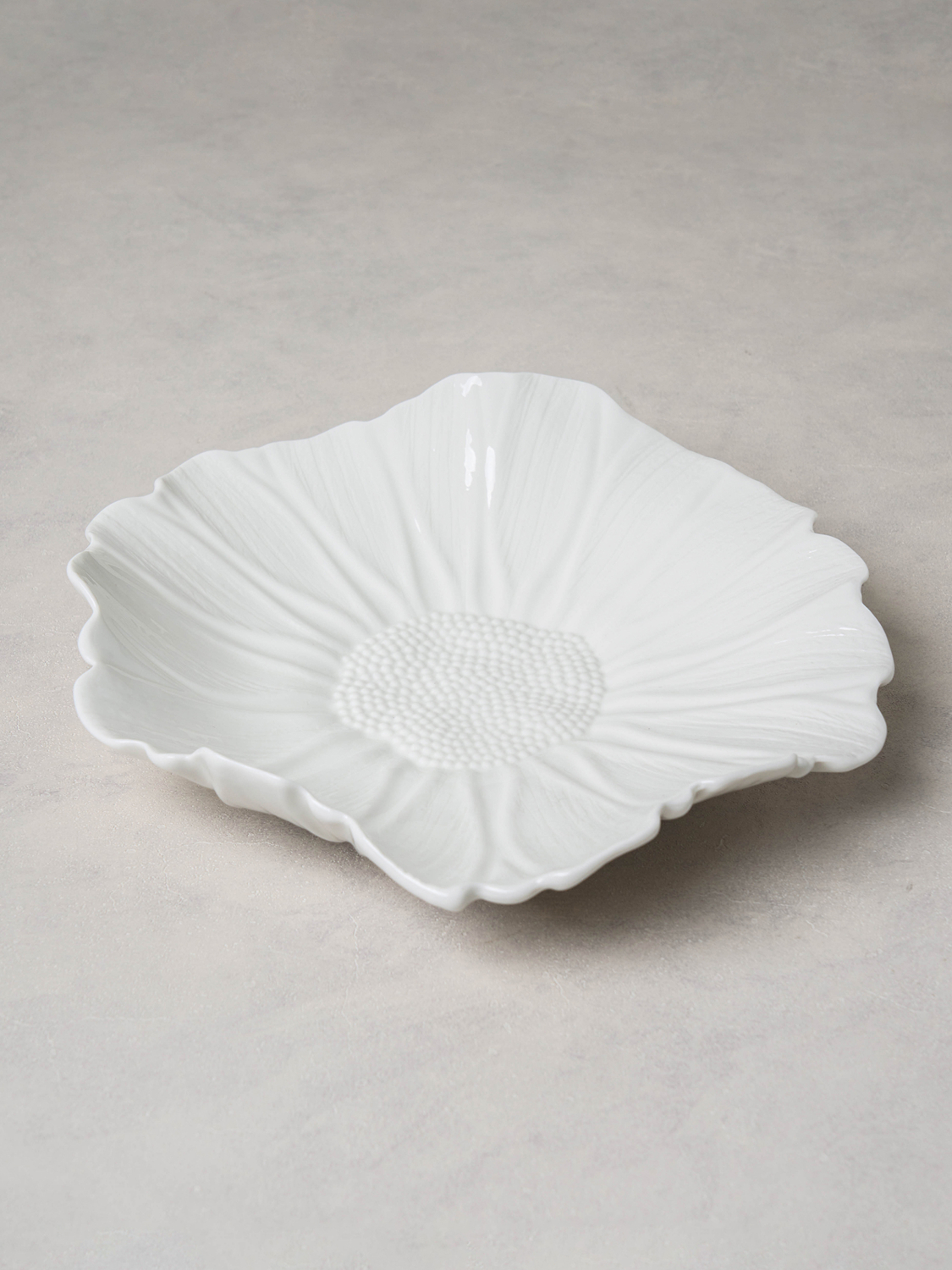 Petal plate 24.5 cm