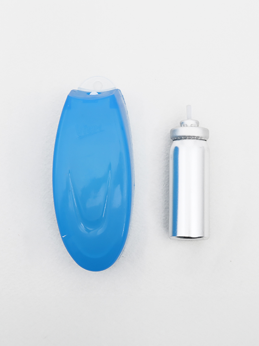 Touch-feel bathroom air freshener (aqua scent)
