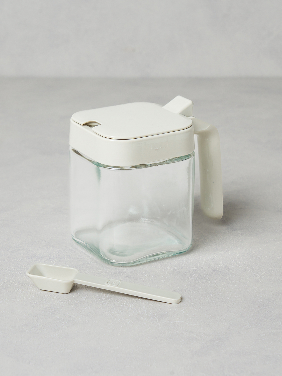 Glass spice jar with 290 ml spoon