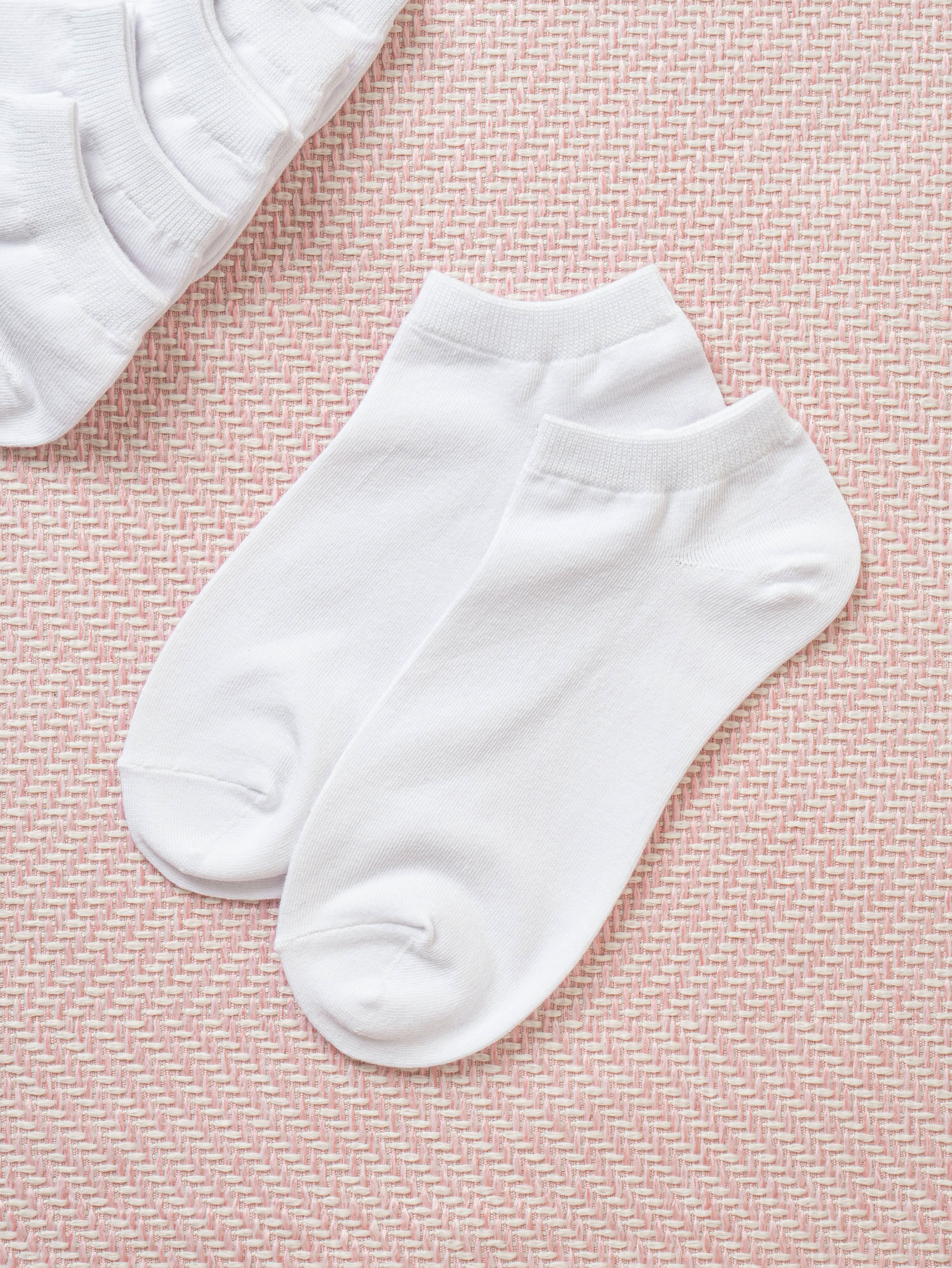 women's sneakers 6 foot white