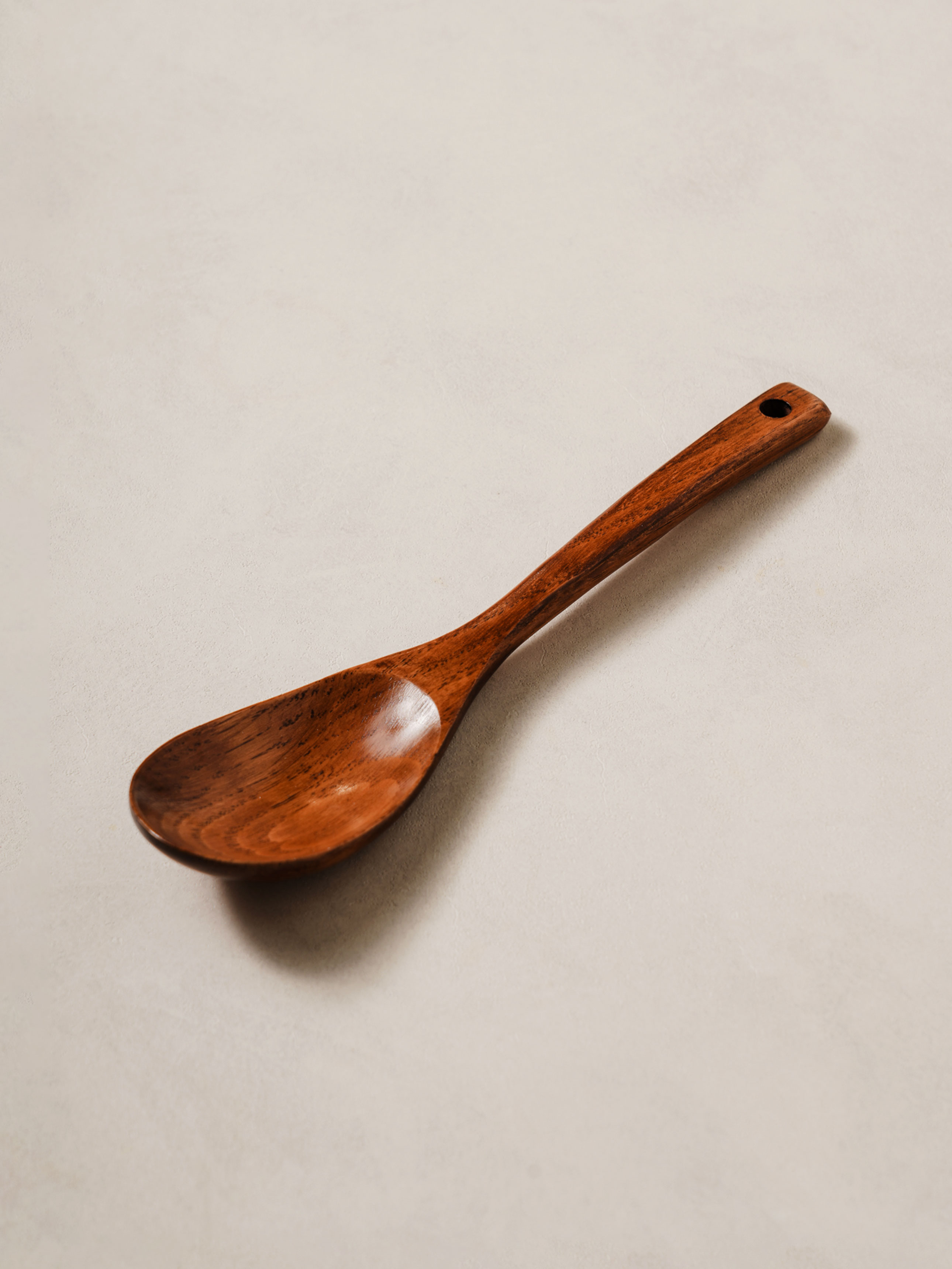 Lacquered cooking spoon wide type