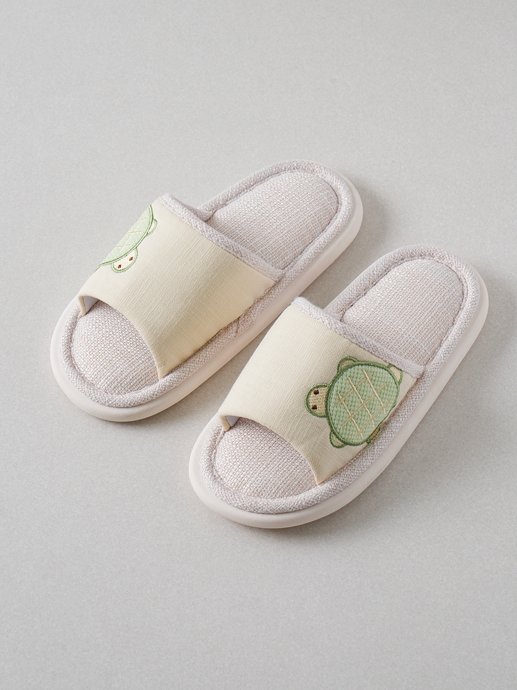 Character embroidery slit living room shoes 230~250 mm turtle