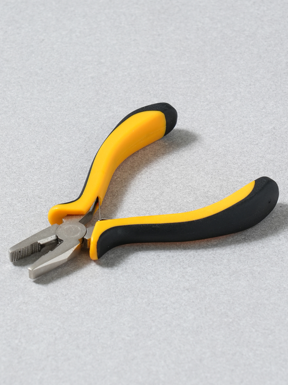 Nickel-plated pliers 12.5 cm