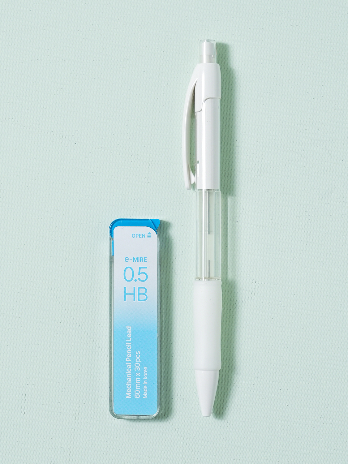 Sharp & HB lead set 0.5 mm for e-future exam preparation