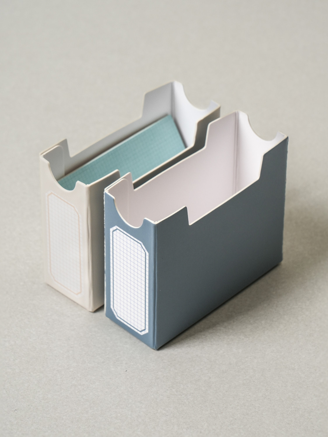 Small Workshop 2-pack mini document holder with rice cake memo pad, horizontal type