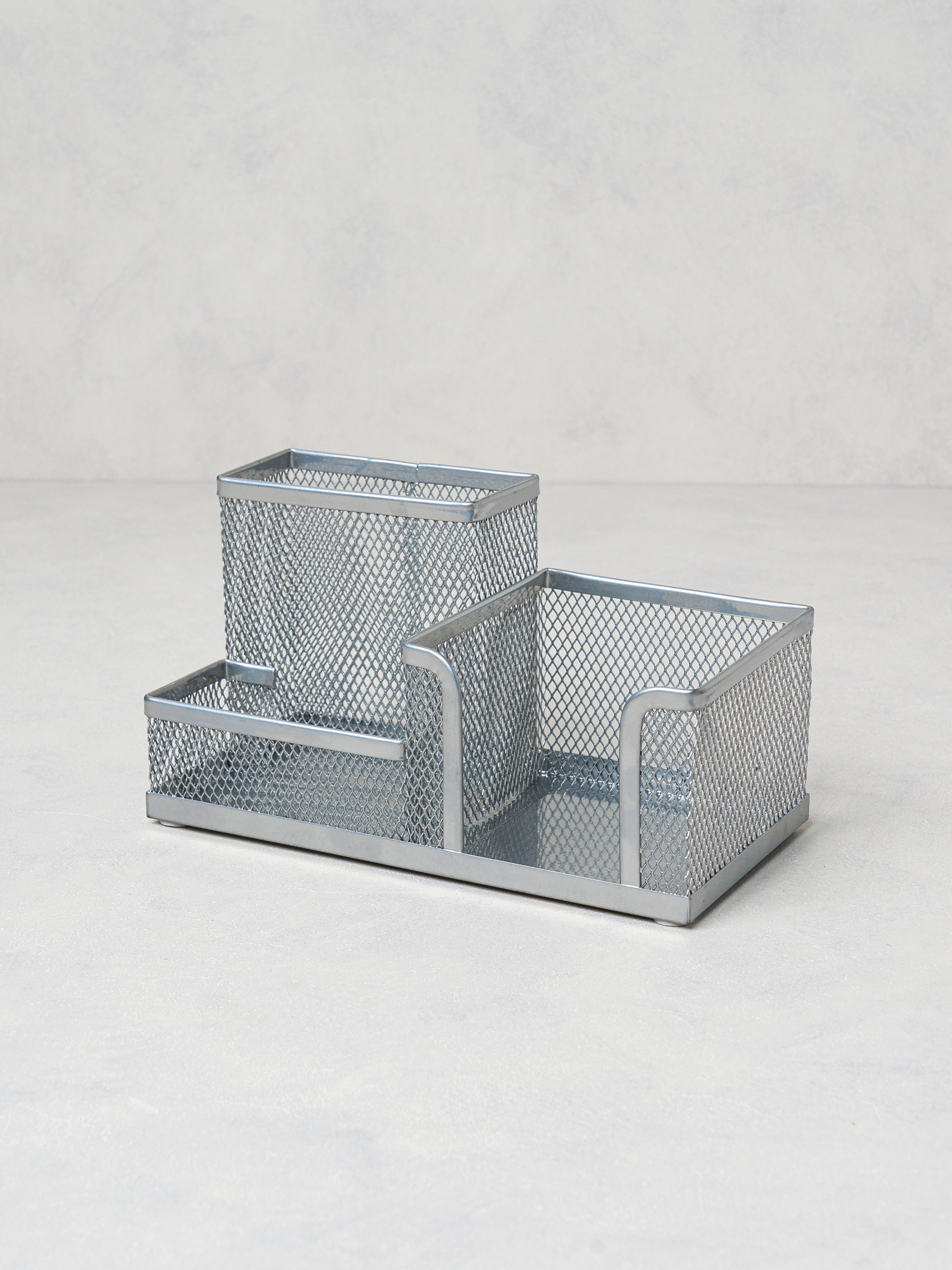 Steel mesh desk organization 3 compartments