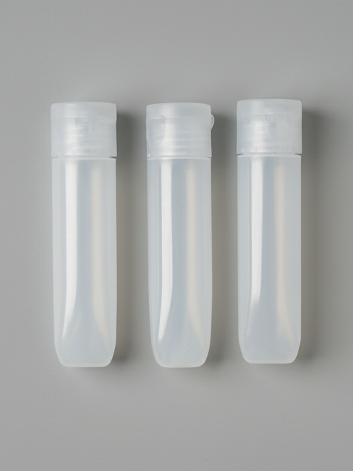 3 tube containers, 10 ml