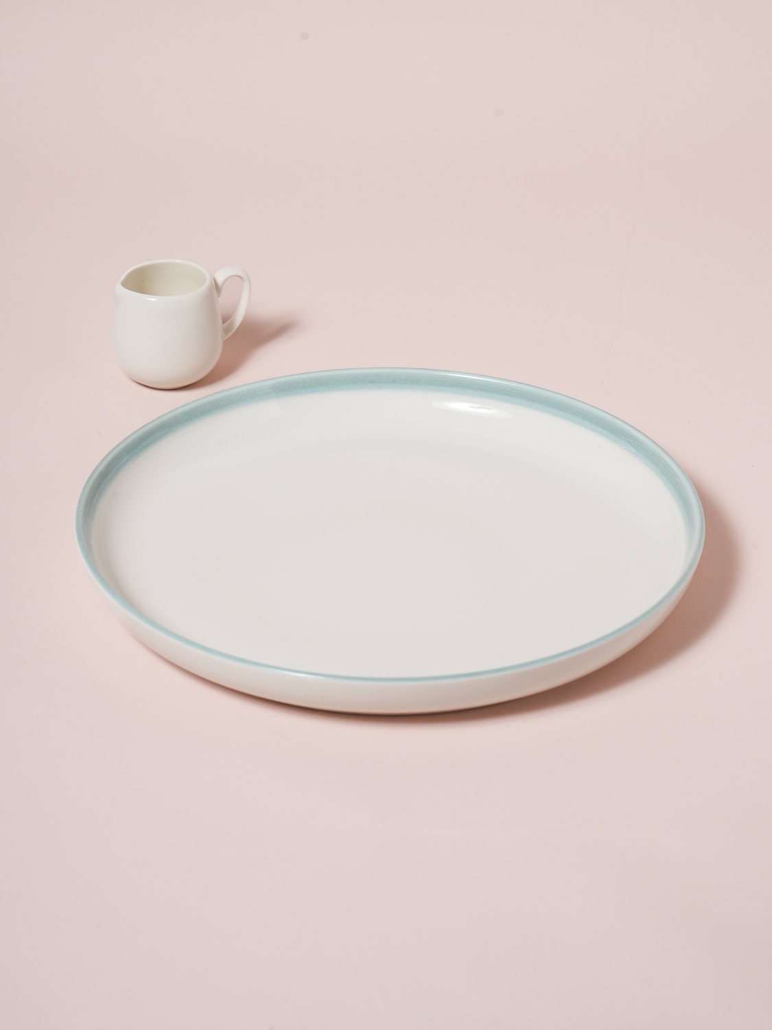 구부 컬러 테두리 라인 접시 23 cm