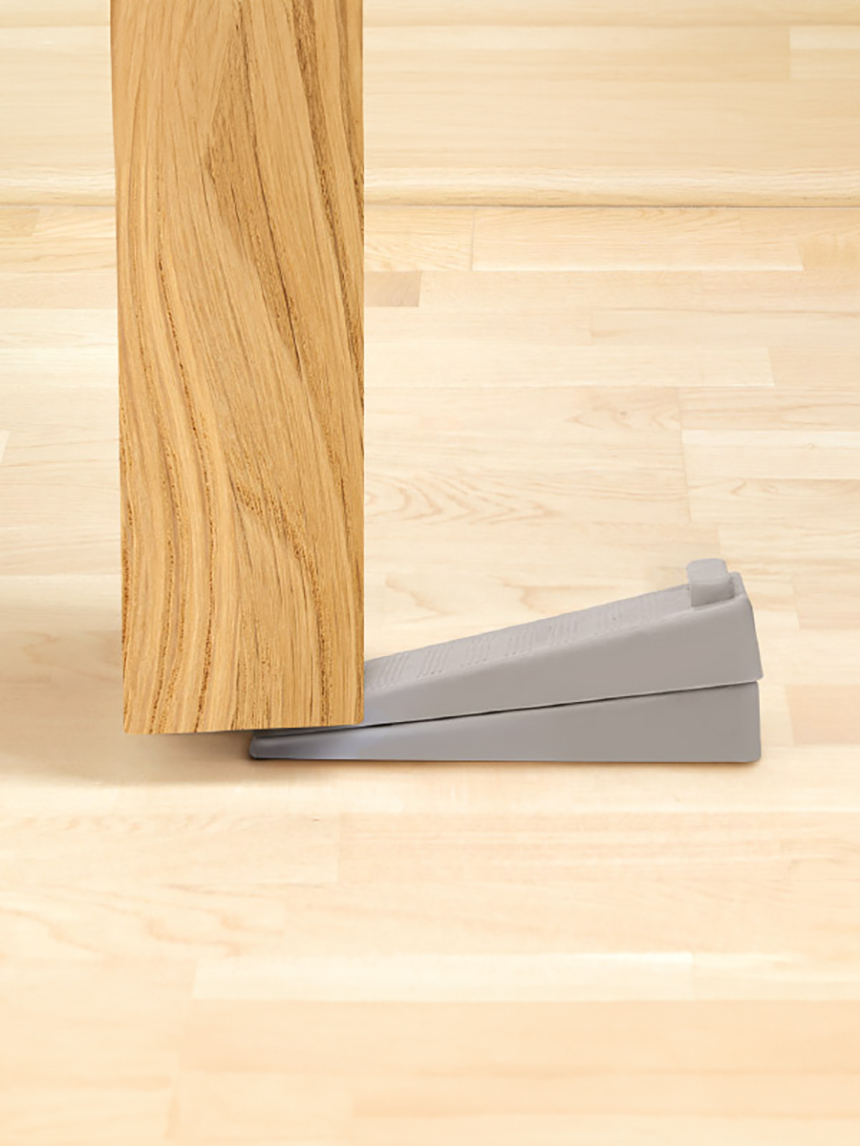 2 2-stage door stoppers included