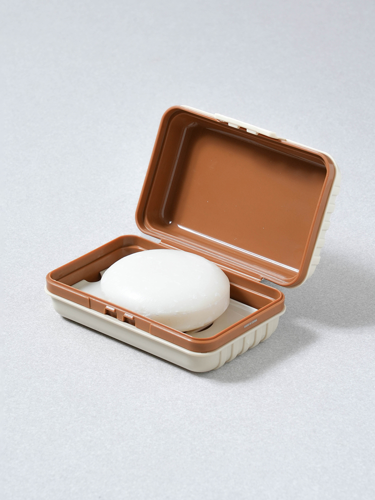 Travel carrier-shaped soap case