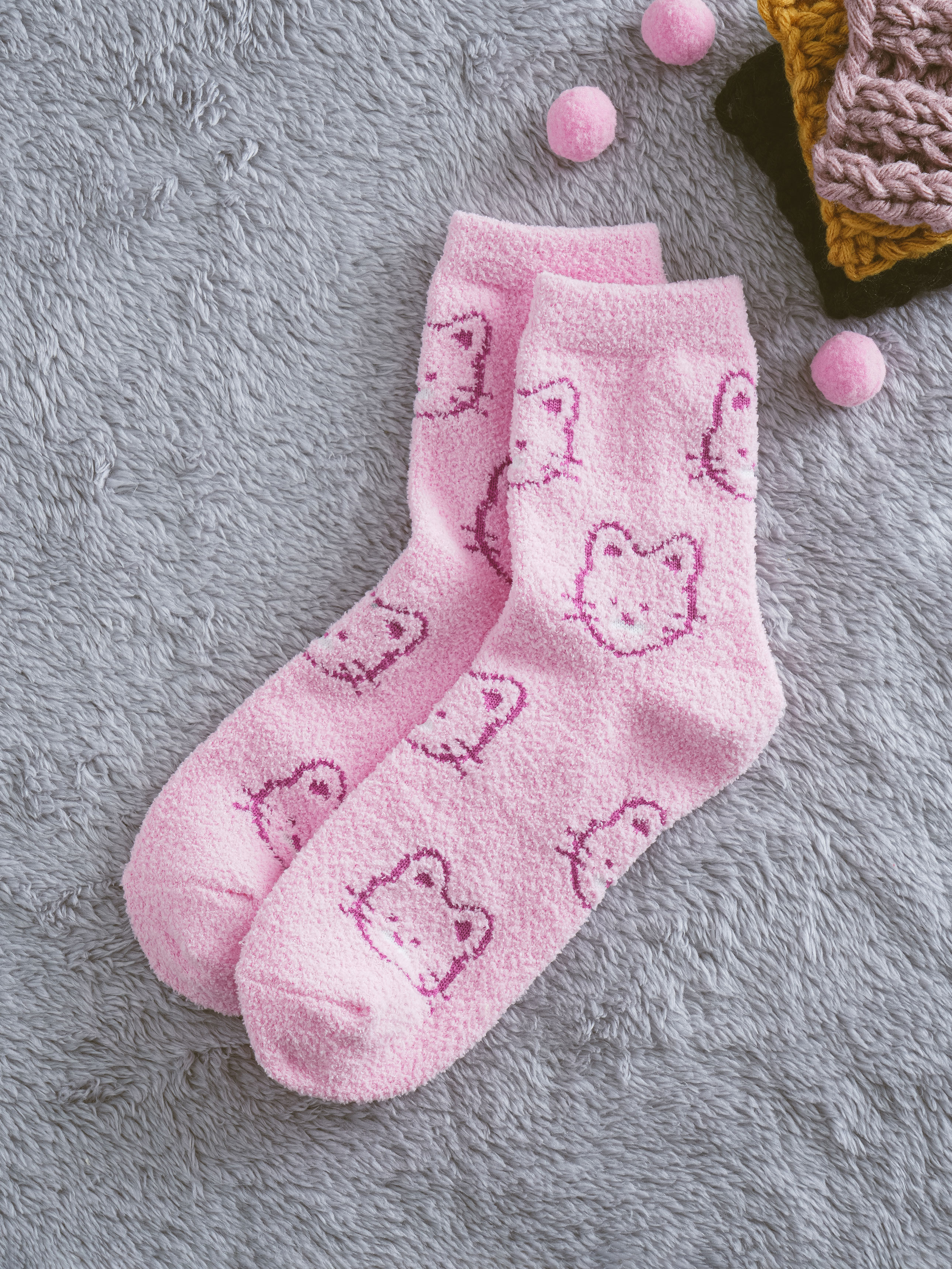 Kikiya Socks Animal Sleep Socks Pink
